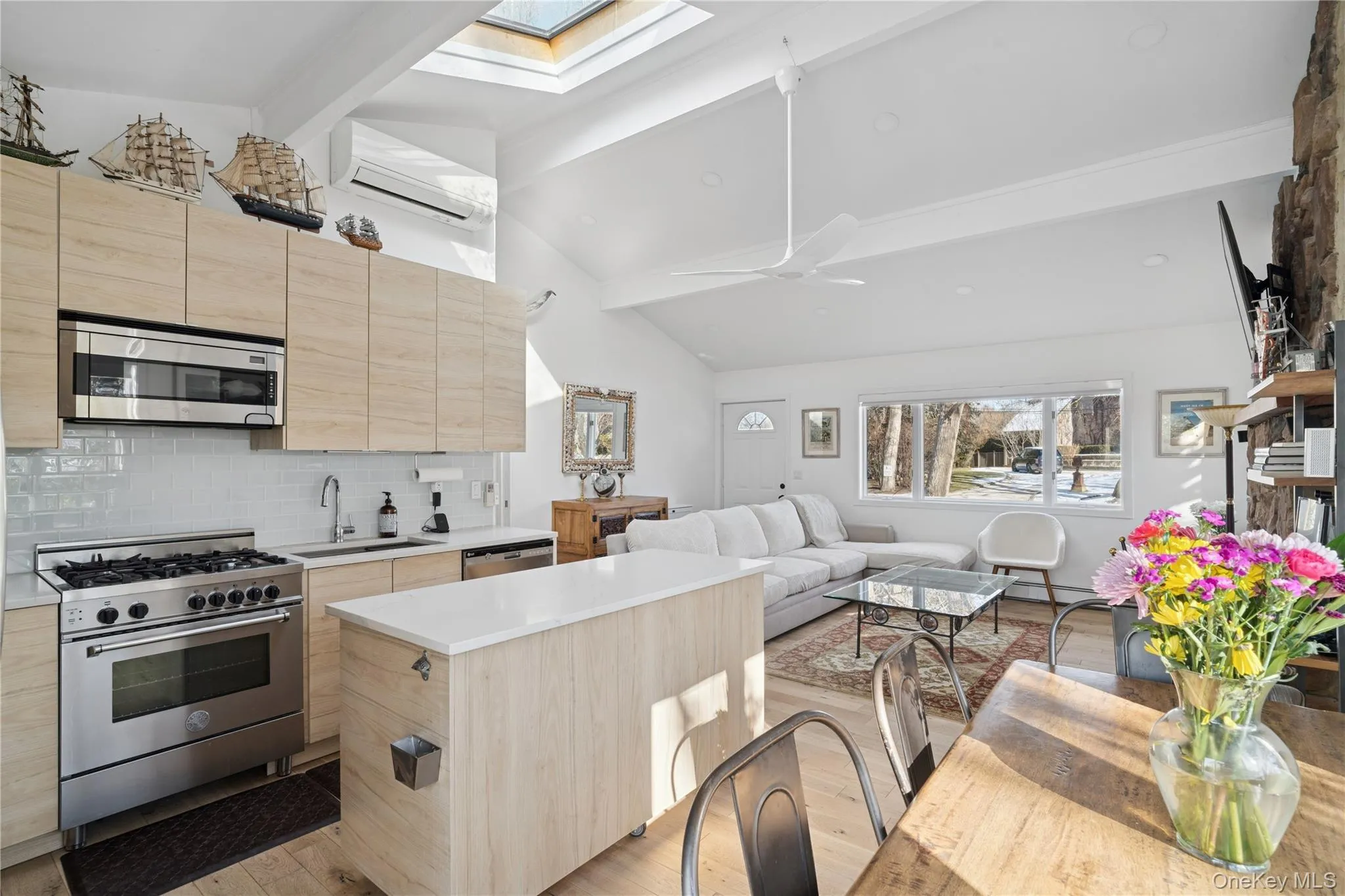 45 Fairlawn Drive, East Hampton, NY, 3 Bedroom Bedrooms, 3 Room Rooms,3 BathroomBathrooms,Residential Lease,For Rent,Fairlawn,0,1056075 45 Fairlawn Drive, East Hampton, NY, 3 Bedroom Bedrooms, 3 Room Rooms,3 BathroomBathrooms,Residential Lease,For Rent,Fairlawn,0,1056075