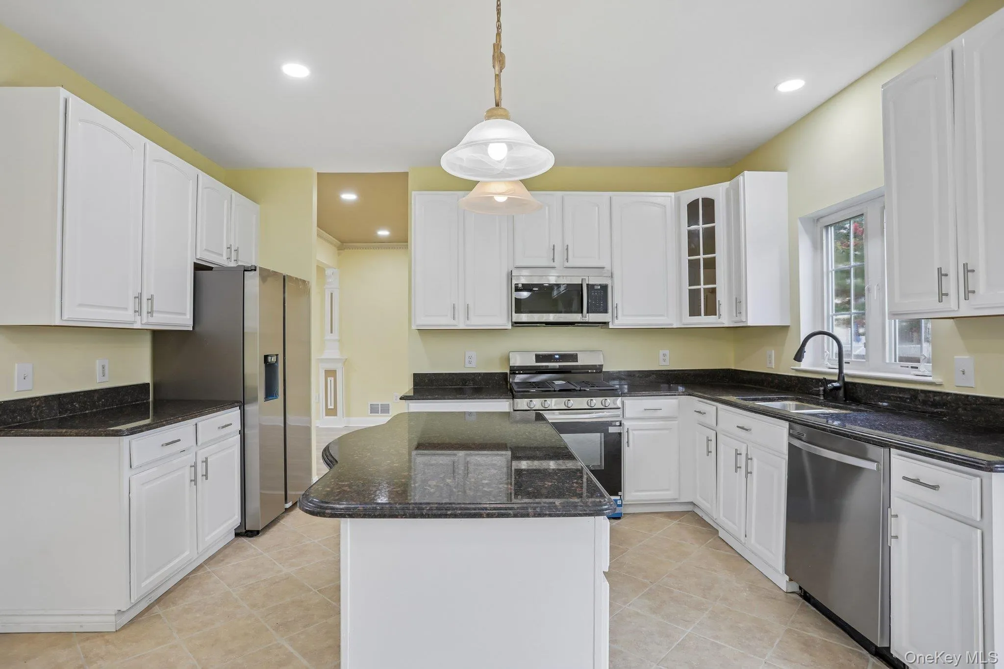All new, stainless appliances! All new, stainless appliances!