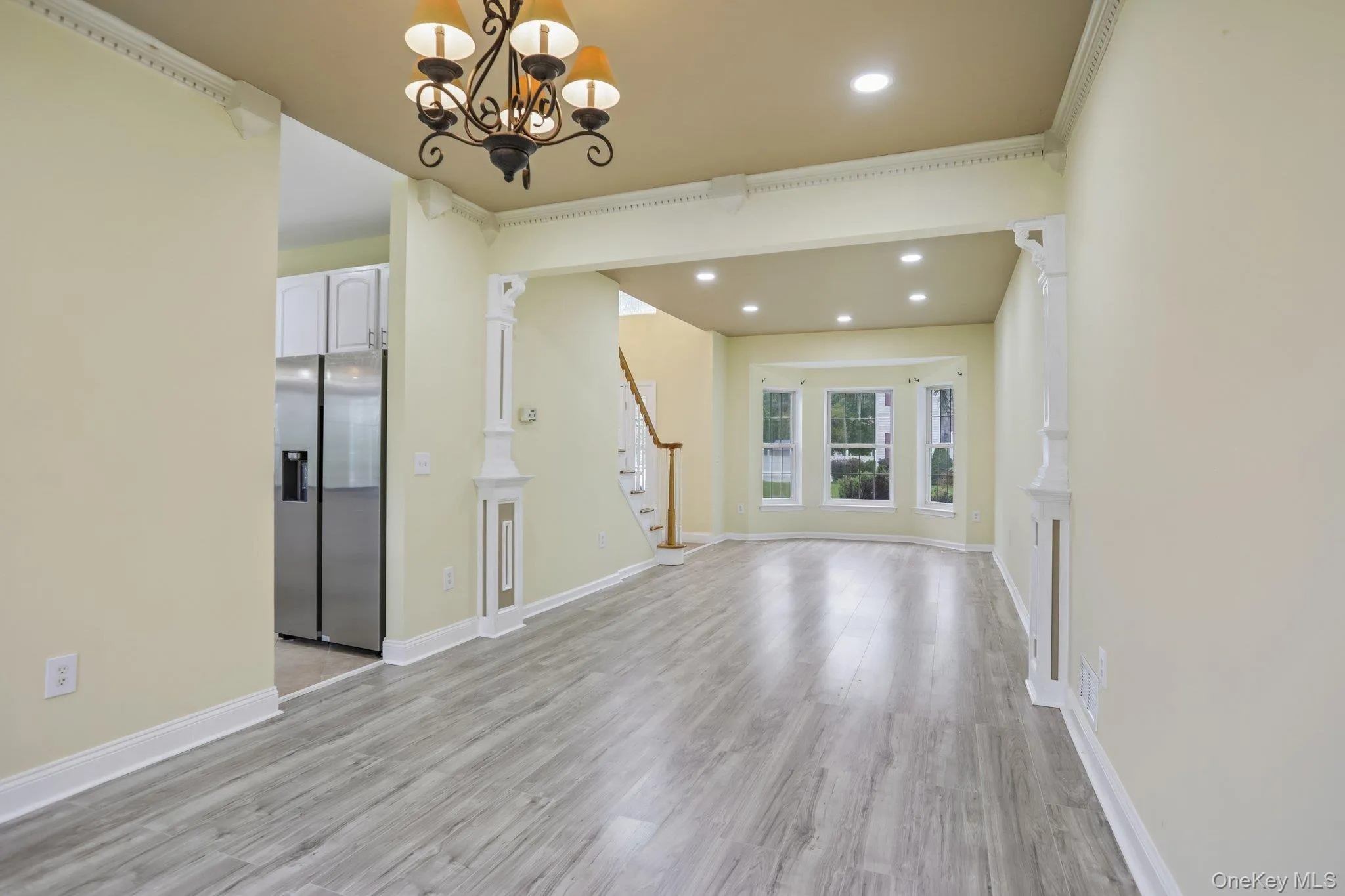 Crown moulding Crown moulding
