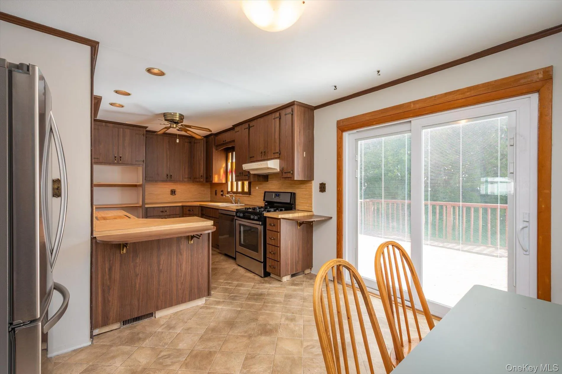 46 Hunter Lane, Oyster Bay, NY, 3 Bedrooms Bedrooms, 6 Rooms Rooms,2 BathroomsBathrooms,Residential,For Rent,Hunter,0,1056081 46 Hunter Lane, Oyster Bay, NY, 3 Bedrooms Bedrooms, 6 Rooms Rooms,2 BathroomsBathrooms,Residential,For Rent,Hunter,0,1056081