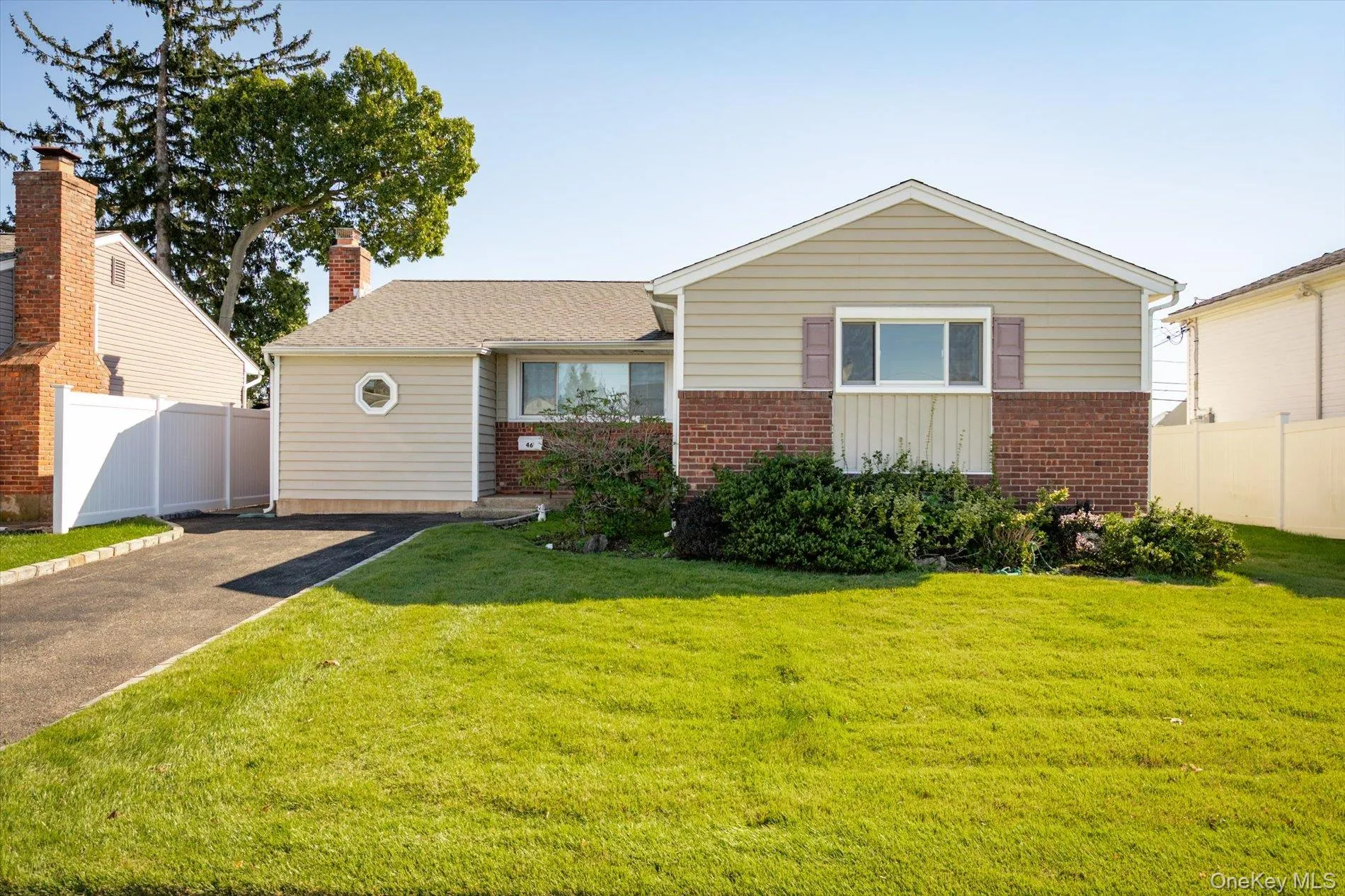 46 Hunter Lane, Oyster Bay, NY, 3 Bedrooms Bedrooms, 6 Rooms Rooms,2 BathroomsBathrooms,Residential,For Rent,Hunter,0,1056081 46 Hunter Lane, Oyster Bay, NY, 3 Bedrooms Bedrooms, 6 Rooms Rooms,2 BathroomsBathrooms,Residential,For Rent,Hunter,0,1056081