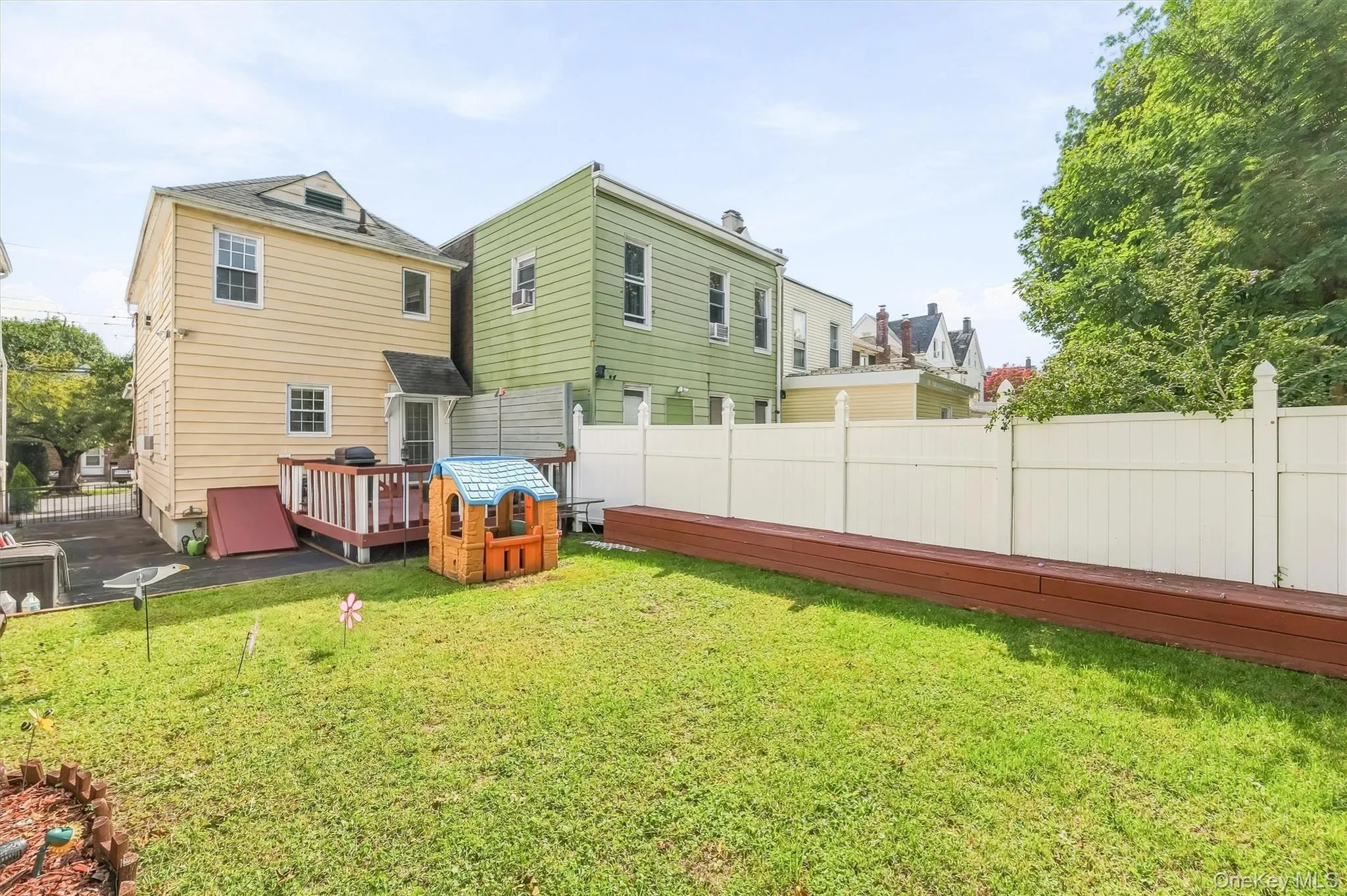 51 Sterling Avenue, Yonkers, NY, 3 Bedrooms Bedrooms, 8 Rooms Rooms,2 BathroomsBathrooms,Residential,For Rent,Sterling,0,1056086 51 Sterling Avenue, Yonkers, NY, 3 Bedrooms Bedrooms, 8 Rooms Rooms,2 BathroomsBathrooms,Residential,For Rent,Sterling,0,1056086