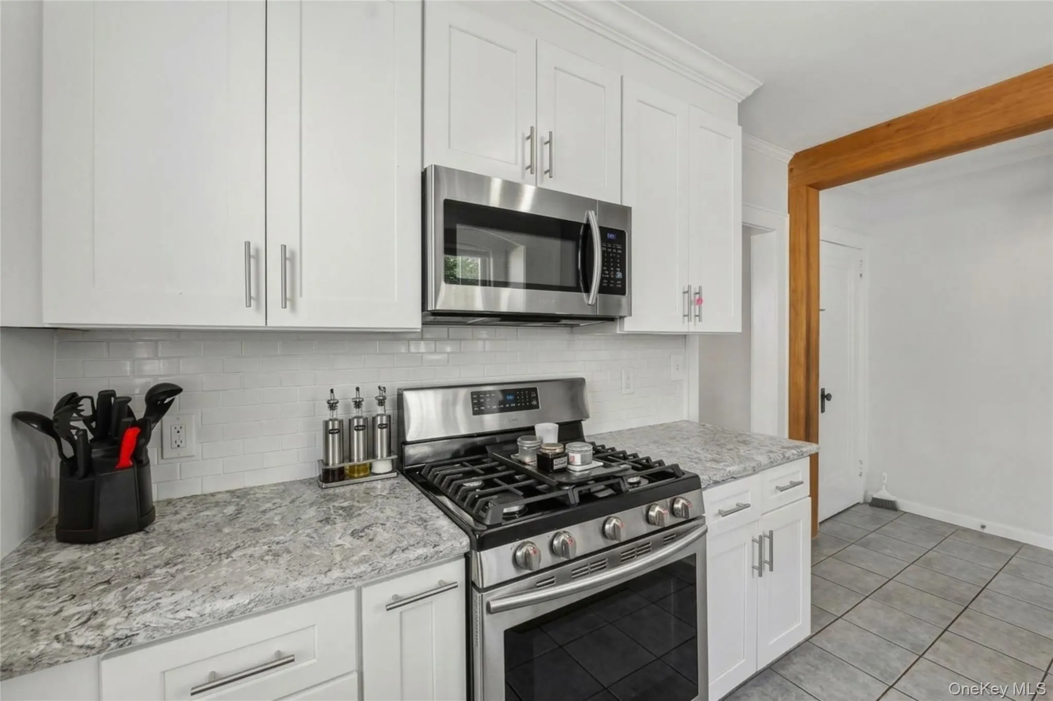 51 Sterling Avenue, Yonkers, NY, 3 Bedrooms Bedrooms, 8 Rooms Rooms,2 BathroomsBathrooms,Residential,For Rent,Sterling,0,1056086 51 Sterling Avenue, Yonkers, NY, 3 Bedrooms Bedrooms, 8 Rooms Rooms,2 BathroomsBathrooms,Residential,For Rent,Sterling,0,1056086