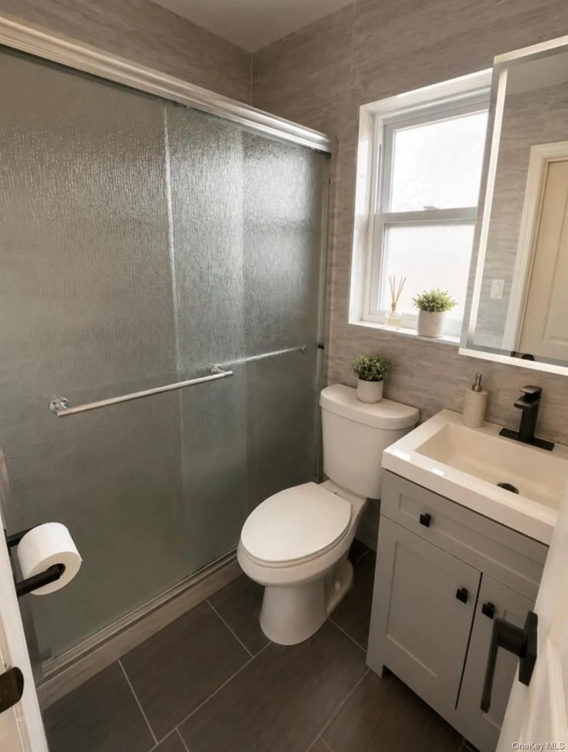 348 Beach 43rd Street, New York, NY, 3 Bedroom Bedrooms, 5 Room Rooms,1 BathroomBathrooms,Residential Lease,For Rent,Beach 43rd,0,1056095 348 Beach 43rd Street, New York, NY, 3 Bedroom Bedrooms, 5 Room Rooms,1 BathroomBathrooms,Residential Lease,For Rent,Beach 43rd,0,1056095