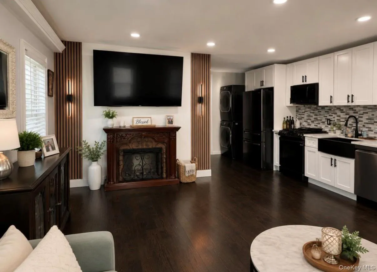 348 Beach 43rd Street, New York, NY, 3 Bedroom Bedrooms, 5 Room Rooms,1 BathroomBathrooms,Residential Lease,For Rent,Beach 43rd,0,1056095 348 Beach 43rd Street, New York, NY, 3 Bedroom Bedrooms, 5 Room Rooms,1 BathroomBathrooms,Residential Lease,For Rent,Beach 43rd,0,1056095