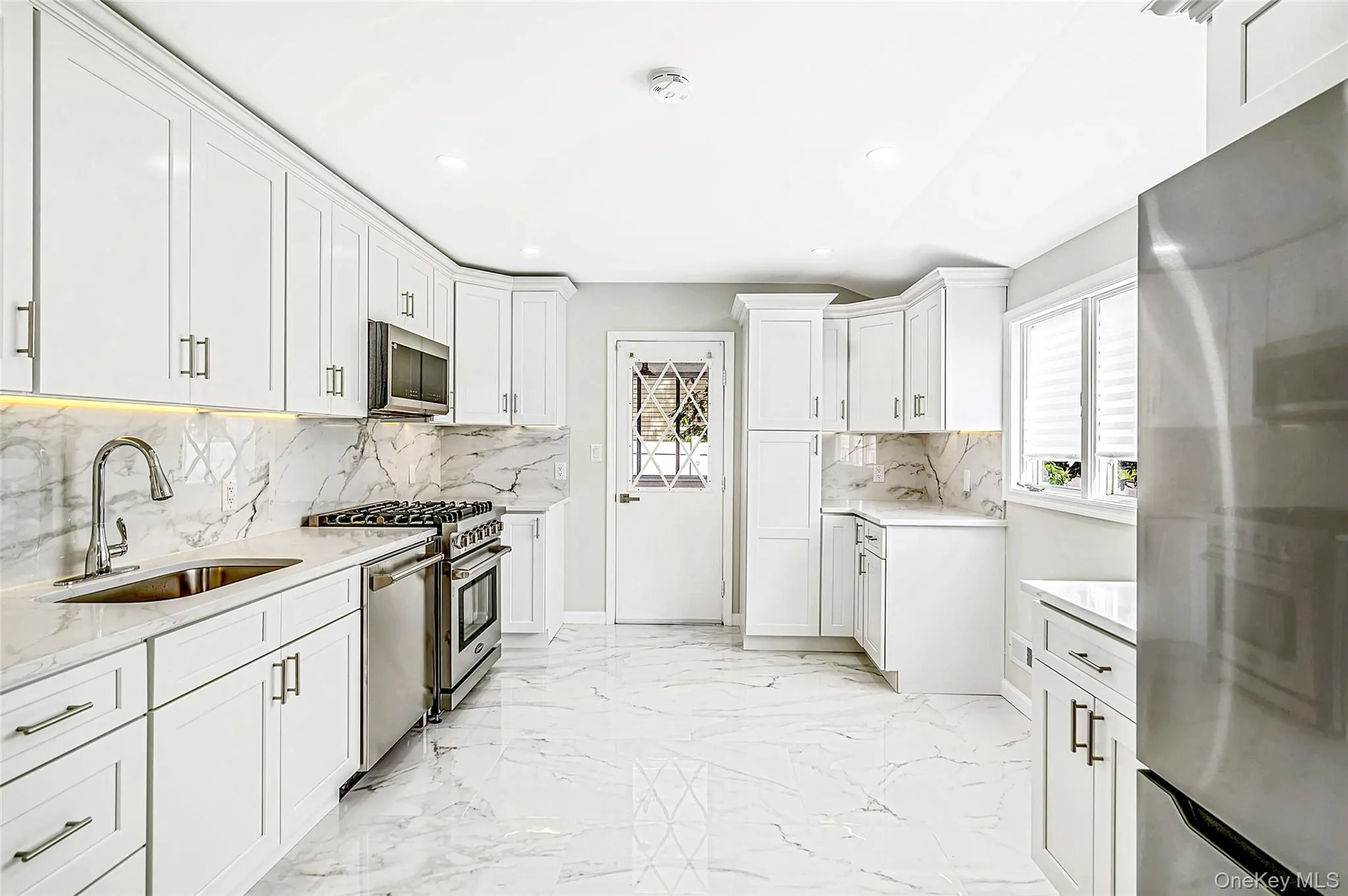 260 24th Street, Babylon, NY, 4 Bedrooms Bedrooms, 8 Rooms Rooms,1 BathroomBathrooms,Residential,For Rent,24th,0,1056101 260 24th Street, Babylon, NY, 4 Bedrooms Bedrooms, 8 Rooms Rooms,1 BathroomBathrooms,Residential,For Rent,24th,0,1056101