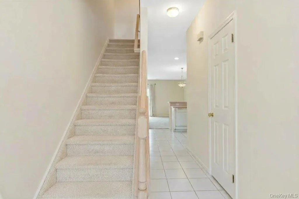 217 Windward Court, Brookhaven, NY, 2 Bedrooms Bedrooms, 5 Rooms Rooms,2 BathroomsBathrooms,Residential,For Rent,Windward,0,1056103 217 Windward Court, Brookhaven, NY, 2 Bedrooms Bedrooms, 5 Rooms Rooms,2 BathroomsBathrooms,Residential,For Rent,Windward,0,1056103
