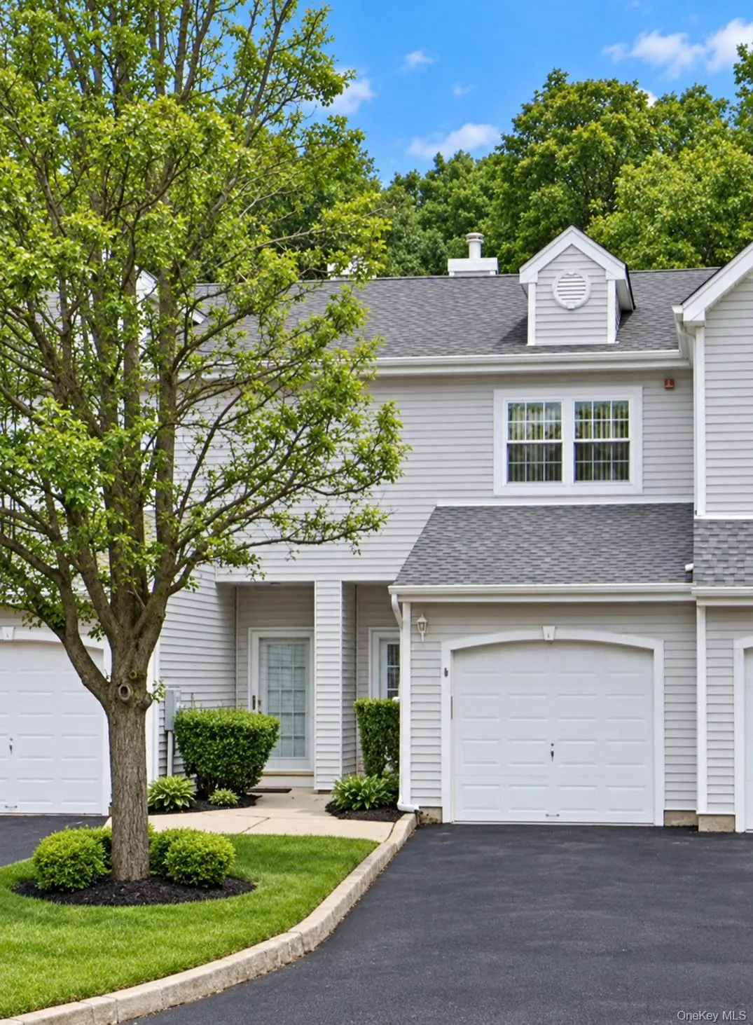 217 Windward Court, Brookhaven, NY, 2 Bedrooms Bedrooms, 5 Rooms Rooms,2 BathroomsBathrooms,Residential,For Rent,Windward,0,1056103 217 Windward Court, Brookhaven, NY, 2 Bedrooms Bedrooms, 5 Rooms Rooms,2 BathroomsBathrooms,Residential,For Rent,Windward,0,1056103