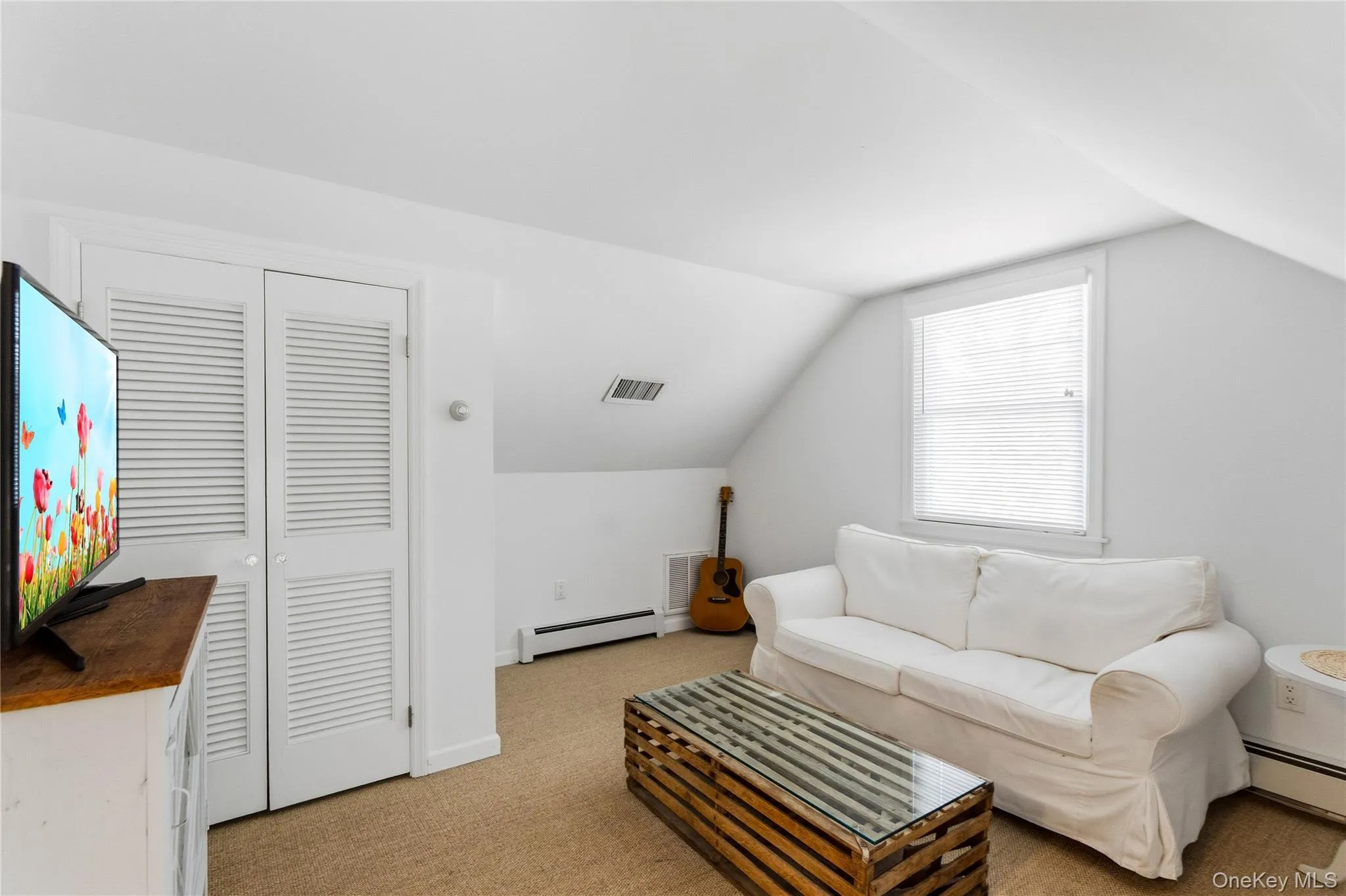 99 Benson Avenue, Islip, NY, 3 Bedrooms Bedrooms, 6 Rooms Rooms,2 BathroomsBathrooms,Residential,For Rent,Benson,0,1056105 99 Benson Avenue, Islip, NY, 3 Bedrooms Bedrooms, 6 Rooms Rooms,2 BathroomsBathrooms,Residential,For Rent,Benson,0,1056105