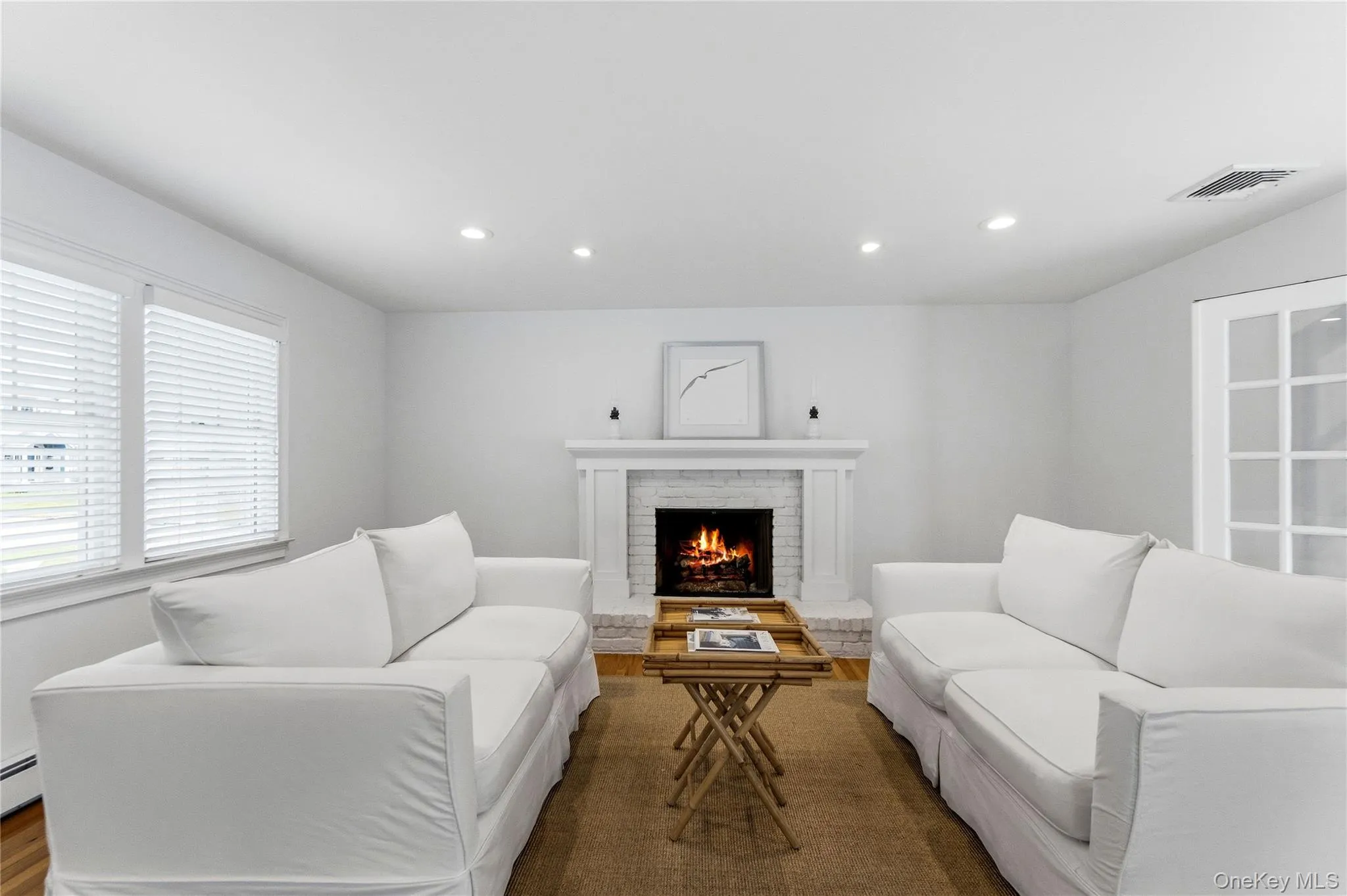 99 Benson Avenue, Islip, NY, 3 Bedrooms Bedrooms, 6 Rooms Rooms,2 BathroomsBathrooms,Residential,For Rent,Benson,0,1056105 99 Benson Avenue, Islip, NY, 3 Bedrooms Bedrooms, 6 Rooms Rooms,2 BathroomsBathrooms,Residential,For Rent,Benson,0,1056105