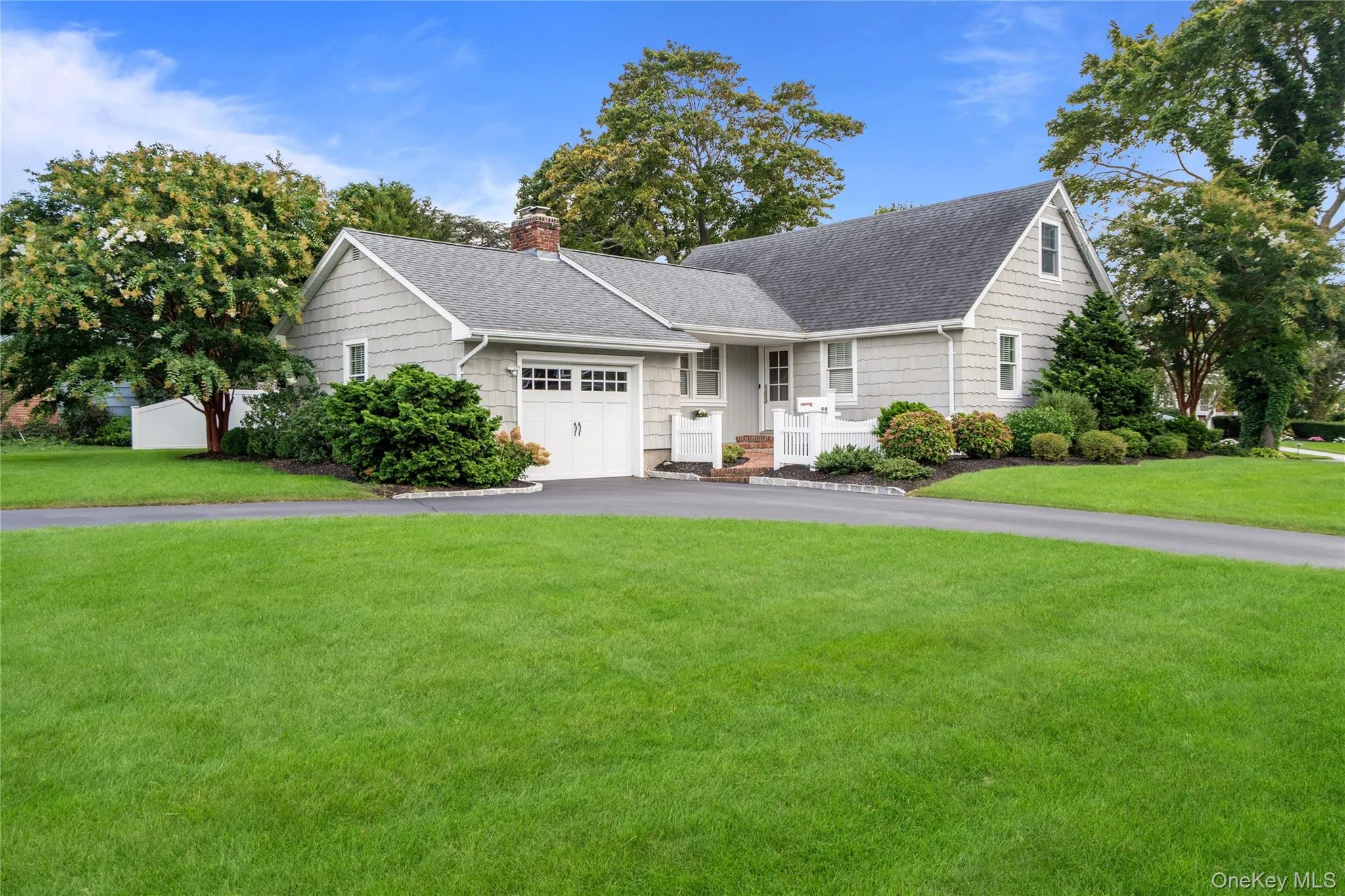 99 Benson Avenue, Islip, NY, 3 Bedrooms Bedrooms, 6 Rooms Rooms,2 BathroomsBathrooms,Residential,For Rent,Benson,0,1056105 99 Benson Avenue, Islip, NY, 3 Bedrooms Bedrooms, 6 Rooms Rooms,2 BathroomsBathrooms,Residential,For Rent,Benson,0,1056105