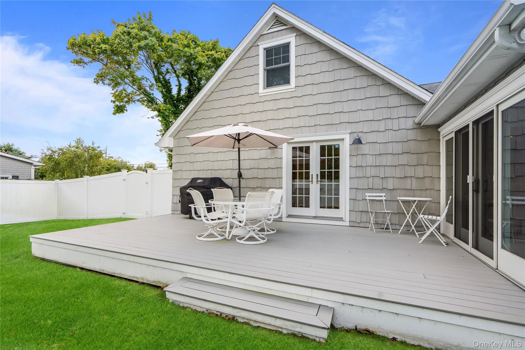 99 Benson Avenue, Islip, NY, 3 Bedrooms Bedrooms, 6 Rooms Rooms,2 BathroomsBathrooms,Residential,For Rent,Benson,0,1056105 99 Benson Avenue, Islip, NY, 3 Bedrooms Bedrooms, 6 Rooms Rooms,2 BathroomsBathrooms,Residential,For Rent,Benson,0,1056105