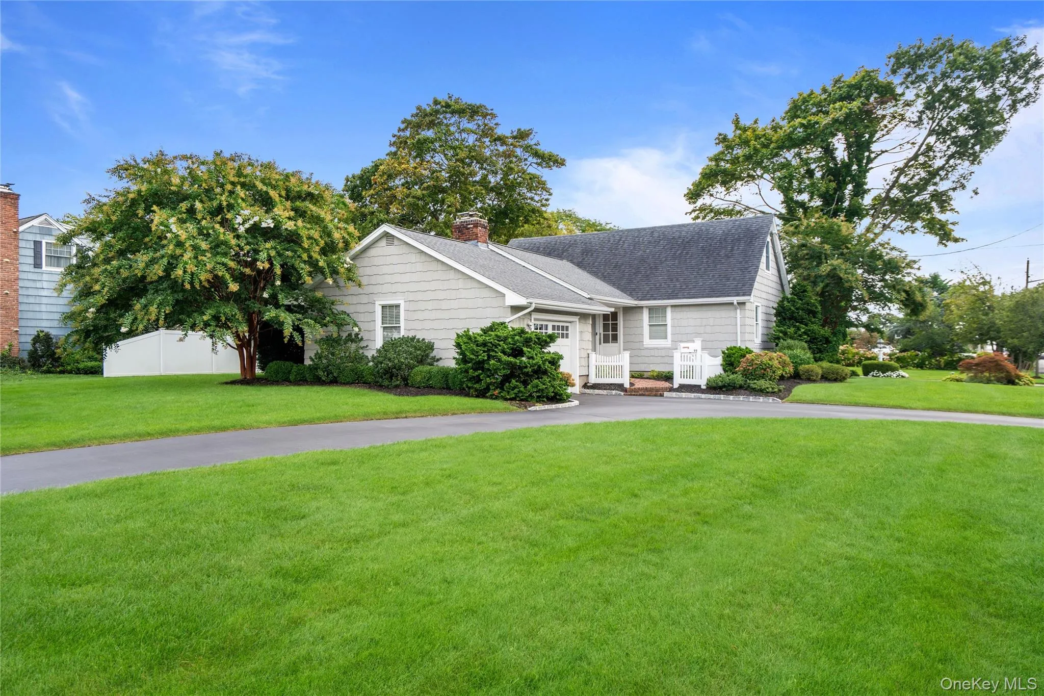 99 Benson Avenue, Islip, NY, 3 Bedrooms Bedrooms, 6 Rooms Rooms,2 BathroomsBathrooms,Residential,For Rent,Benson,0,1056105 99 Benson Avenue, Islip, NY, 3 Bedrooms Bedrooms, 6 Rooms Rooms,2 BathroomsBathrooms,Residential,For Rent,Benson,0,1056105