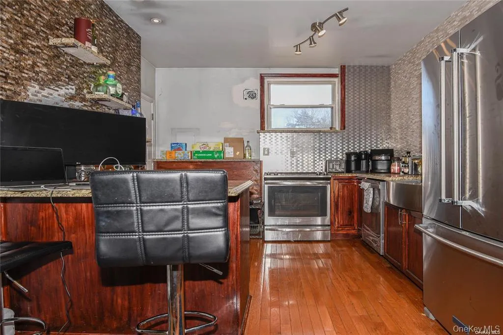 65 Sylvia Lane, Oyster Bay, NY, 3 Bedrooms Bedrooms, 7 Rooms Rooms,2 BathroomsBathrooms,Residential Lease,For Rent,Sylvia,0,1056107 65 Sylvia Lane, Oyster Bay, NY, 3 Bedrooms Bedrooms, 7 Rooms Rooms,2 BathroomsBathrooms,Residential Lease,For Rent,Sylvia,0,1056107