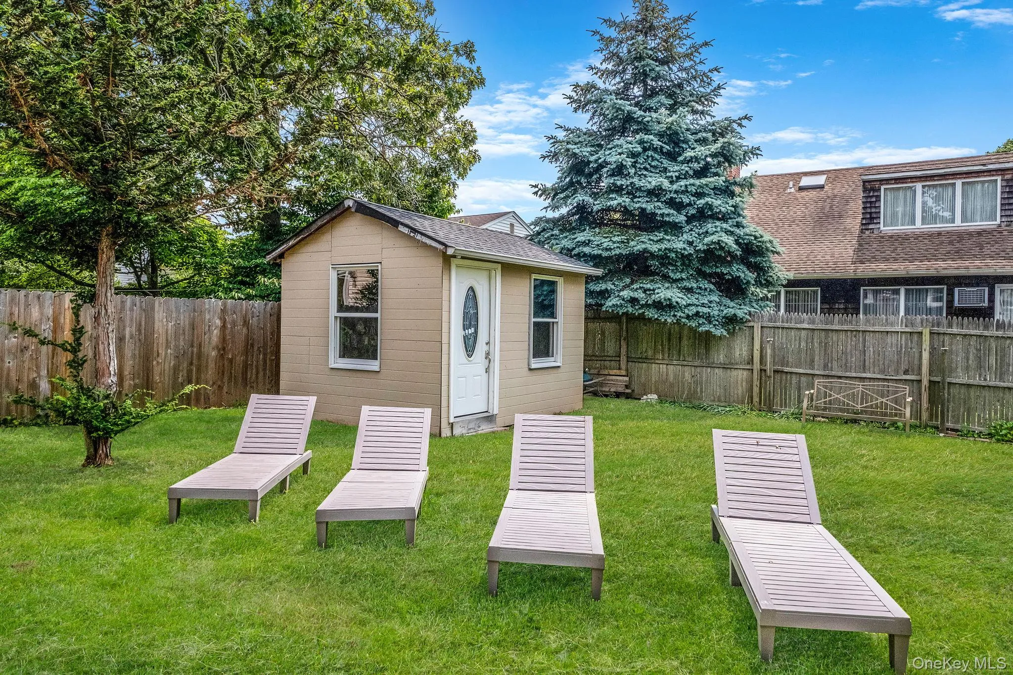 127 Clinton Avenue, Brookhaven, NY, 3 Bedrooms Bedrooms, 6 Rooms Rooms,2 BathroomsBathrooms,Residential,For Rent,Clinton,0,1056114 127 Clinton Avenue, Brookhaven, NY, 3 Bedrooms Bedrooms, 6 Rooms Rooms,2 BathroomsBathrooms,Residential,For Rent,Clinton,0,1056114