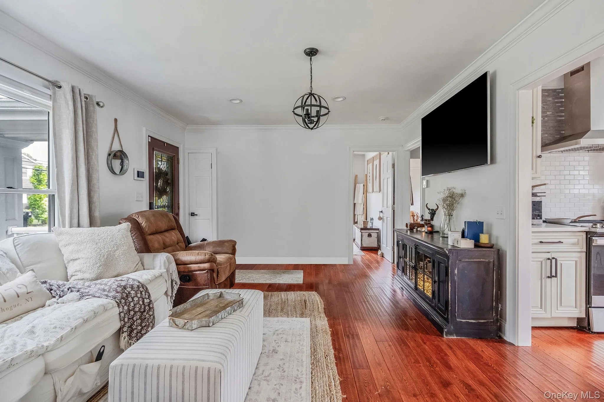 127 Clinton Avenue, Brookhaven, NY, 3 Bedrooms Bedrooms, 6 Rooms Rooms,2 BathroomsBathrooms,Residential,For Rent,Clinton,0,1056114 127 Clinton Avenue, Brookhaven, NY, 3 Bedrooms Bedrooms, 6 Rooms Rooms,2 BathroomsBathrooms,Residential,For Rent,Clinton,0,1056114
