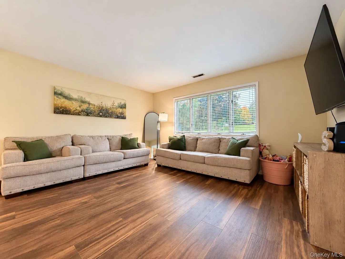 432 Villa Roma Road, Delaware, NY, 2 Bedrooms Bedrooms, 4 Rooms Rooms,2 BathroomsBathrooms,Residential,For Rent,Villa Roma,0,1056117 432 Villa Roma Road, Delaware, NY, 2 Bedrooms Bedrooms, 4 Rooms Rooms,2 BathroomsBathrooms,Residential,For Rent,Villa Roma,0,1056117