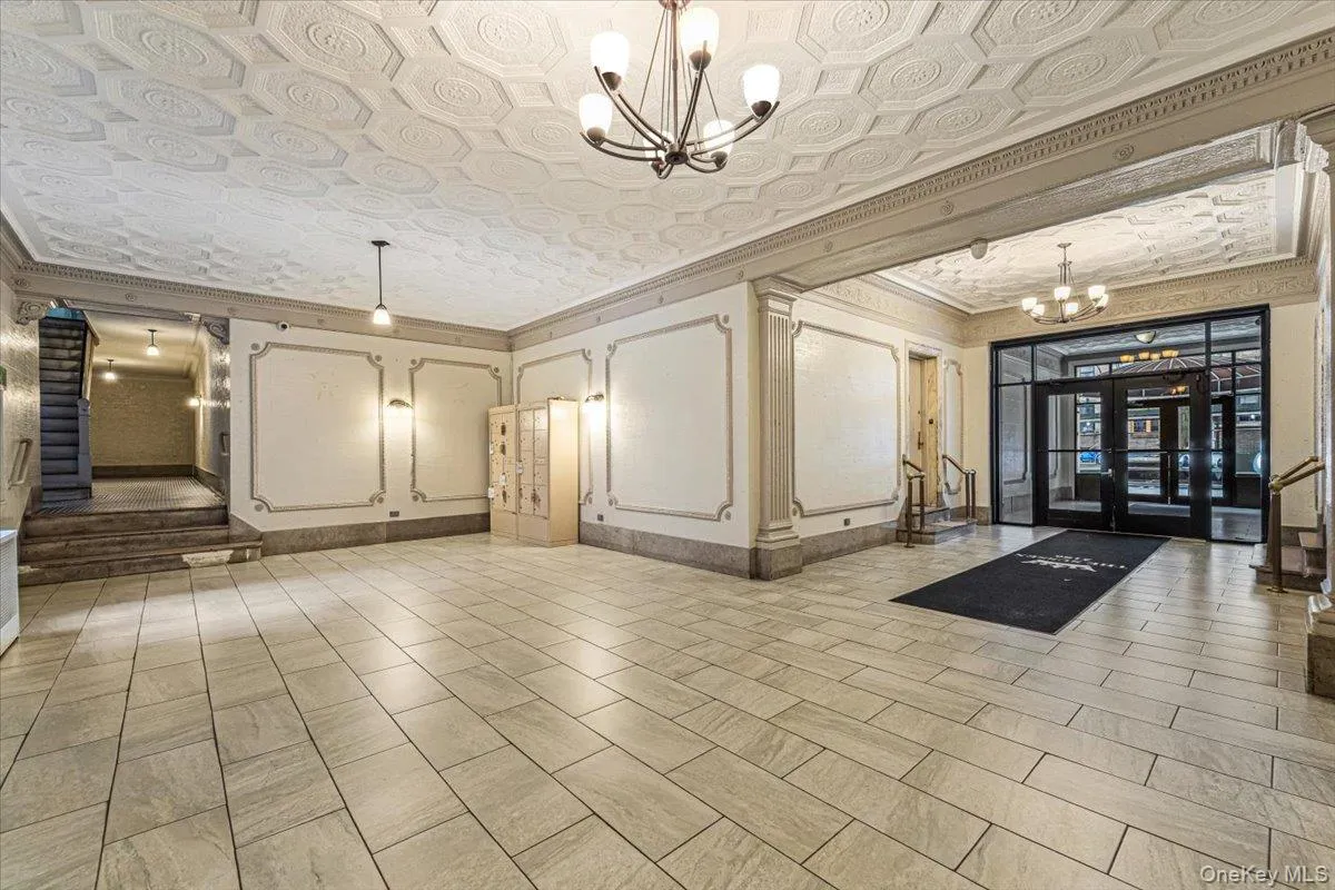 2186 Cruger Avenue, New York, NY, 1 Bedroom Bedrooms, 4 Rooms Rooms,1 BathroomBathrooms,Residential,For Rent,Cruger,0,1056118 2186 Cruger Avenue, New York, NY, 1 Bedroom Bedrooms, 4 Rooms Rooms,1 BathroomBathrooms,Residential,For Rent,Cruger,0,1056118