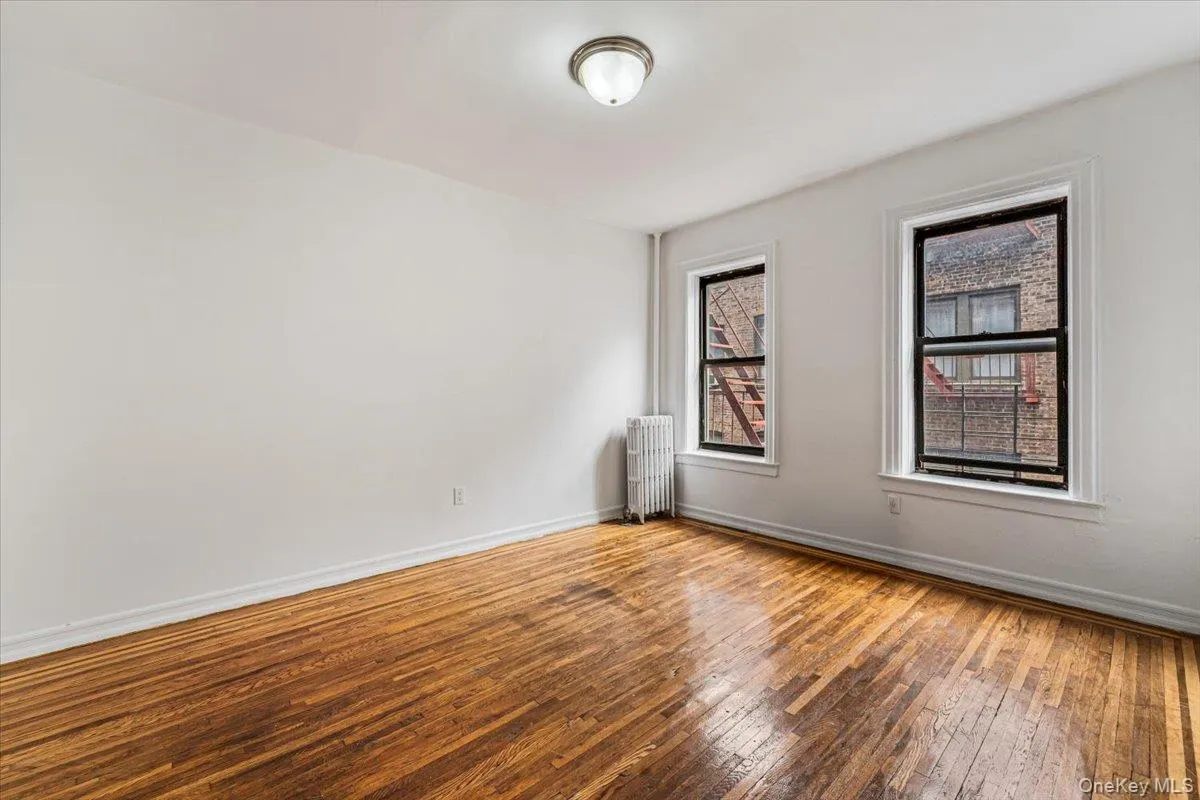 2186 Cruger Avenue, New York, NY, 1 Bedroom Bedrooms, 4 Rooms Rooms,1 BathroomBathrooms,Residential,For Rent,Cruger,0,1056118 2186 Cruger Avenue, New York, NY, 1 Bedroom Bedrooms, 4 Rooms Rooms,1 BathroomBathrooms,Residential,For Rent,Cruger,0,1056118