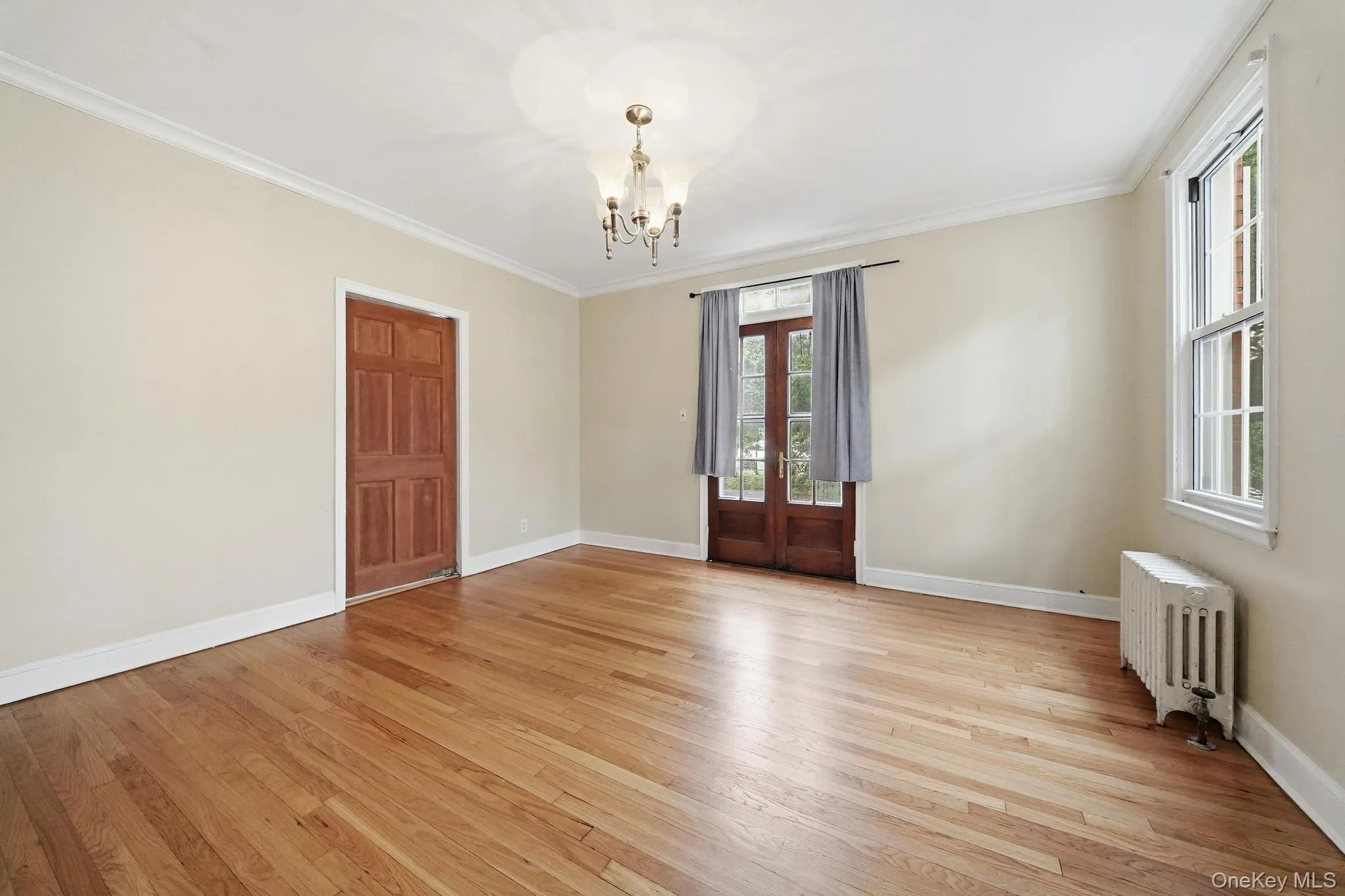45 Tennyson Avenue, North Hempstead, NY, 6 Bedrooms Bedrooms, 15 Rooms Rooms,2 BathroomsBathrooms,Residential Lease,For Rent,Tennyson,0,1056121 45 Tennyson Avenue, North Hempstead, NY, 6 Bedrooms Bedrooms, 15 Rooms Rooms,2 BathroomsBathrooms,Residential Lease,For Rent,Tennyson,0,1056121