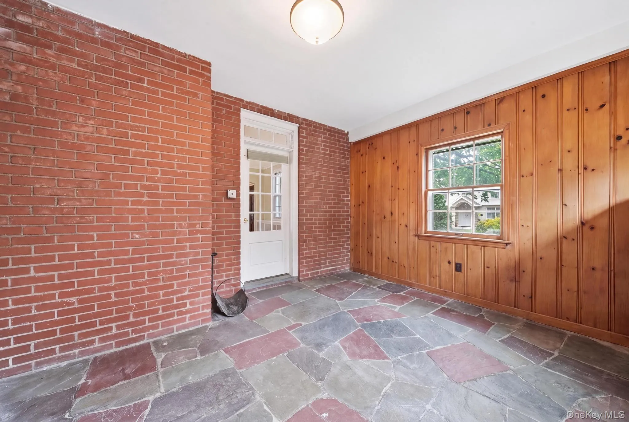 45 Tennyson Avenue, North Hempstead, NY, 6 Bedrooms Bedrooms, 15 Rooms Rooms,2 BathroomsBathrooms,Residential Lease,For Rent,Tennyson,0,1056121 45 Tennyson Avenue, North Hempstead, NY, 6 Bedrooms Bedrooms, 15 Rooms Rooms,2 BathroomsBathrooms,Residential Lease,For Rent,Tennyson,0,1056121