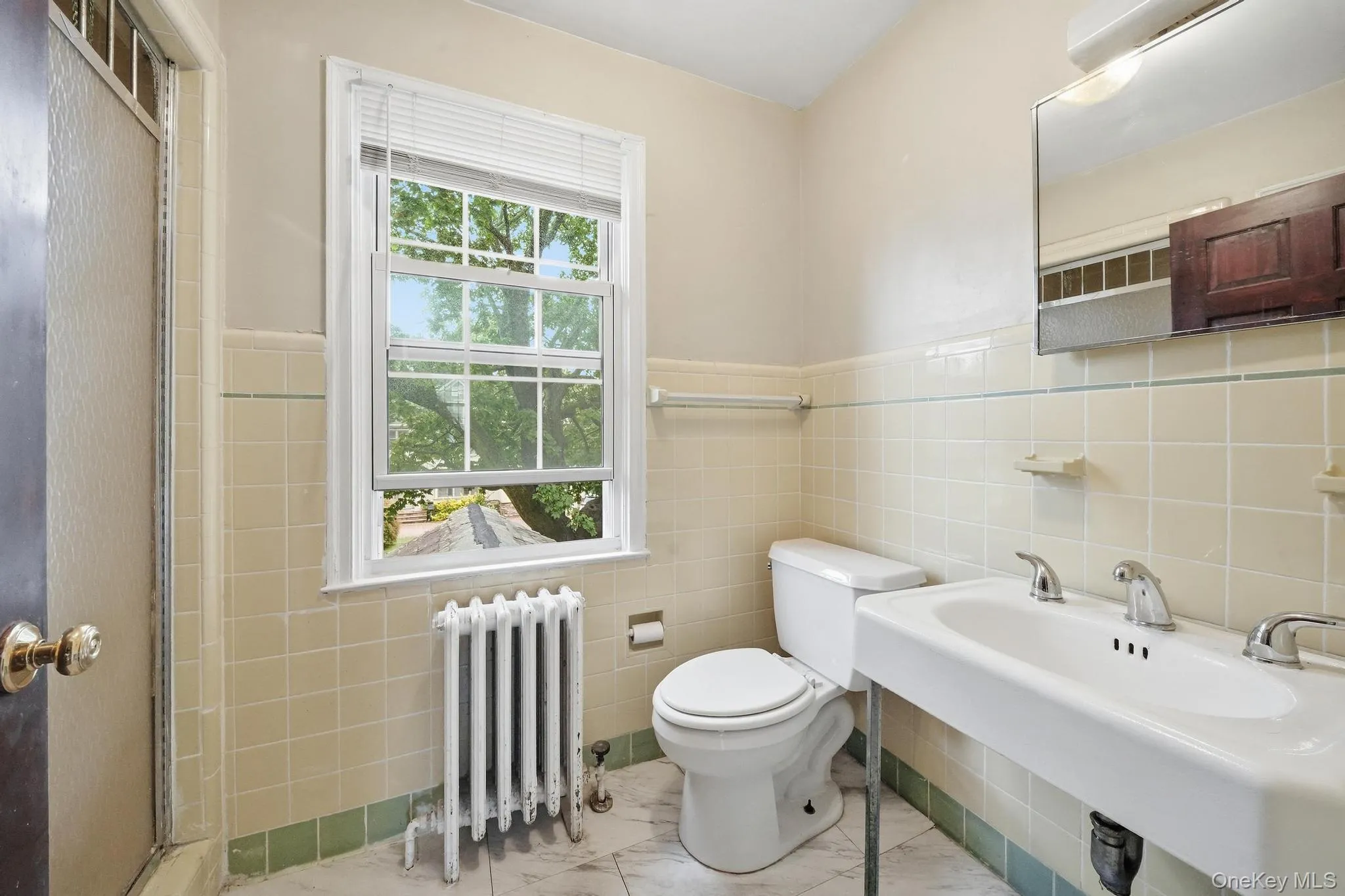 45 Tennyson Avenue, North Hempstead, NY, 6 Bedrooms Bedrooms, 15 Rooms Rooms,2 BathroomsBathrooms,Residential Lease,For Rent,Tennyson,0,1056121 45 Tennyson Avenue, North Hempstead, NY, 6 Bedrooms Bedrooms, 15 Rooms Rooms,2 BathroomsBathrooms,Residential Lease,For Rent,Tennyson,0,1056121