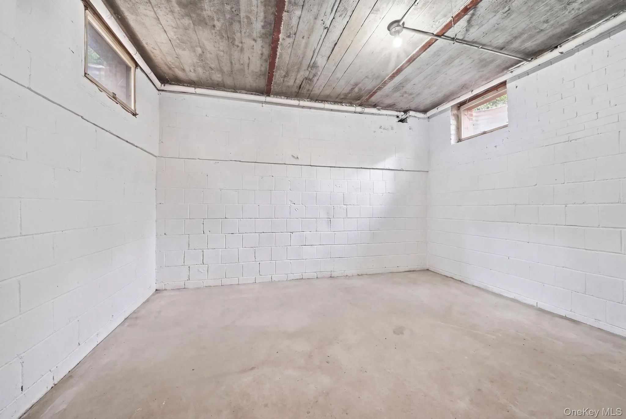 45 Tennyson Avenue, North Hempstead, NY, 6 Bedrooms Bedrooms, 15 Rooms Rooms,2 BathroomsBathrooms,Residential Lease,For Rent,Tennyson,0,1056121 45 Tennyson Avenue, North Hempstead, NY, 6 Bedrooms Bedrooms, 15 Rooms Rooms,2 BathroomsBathrooms,Residential Lease,For Rent,Tennyson,0,1056121