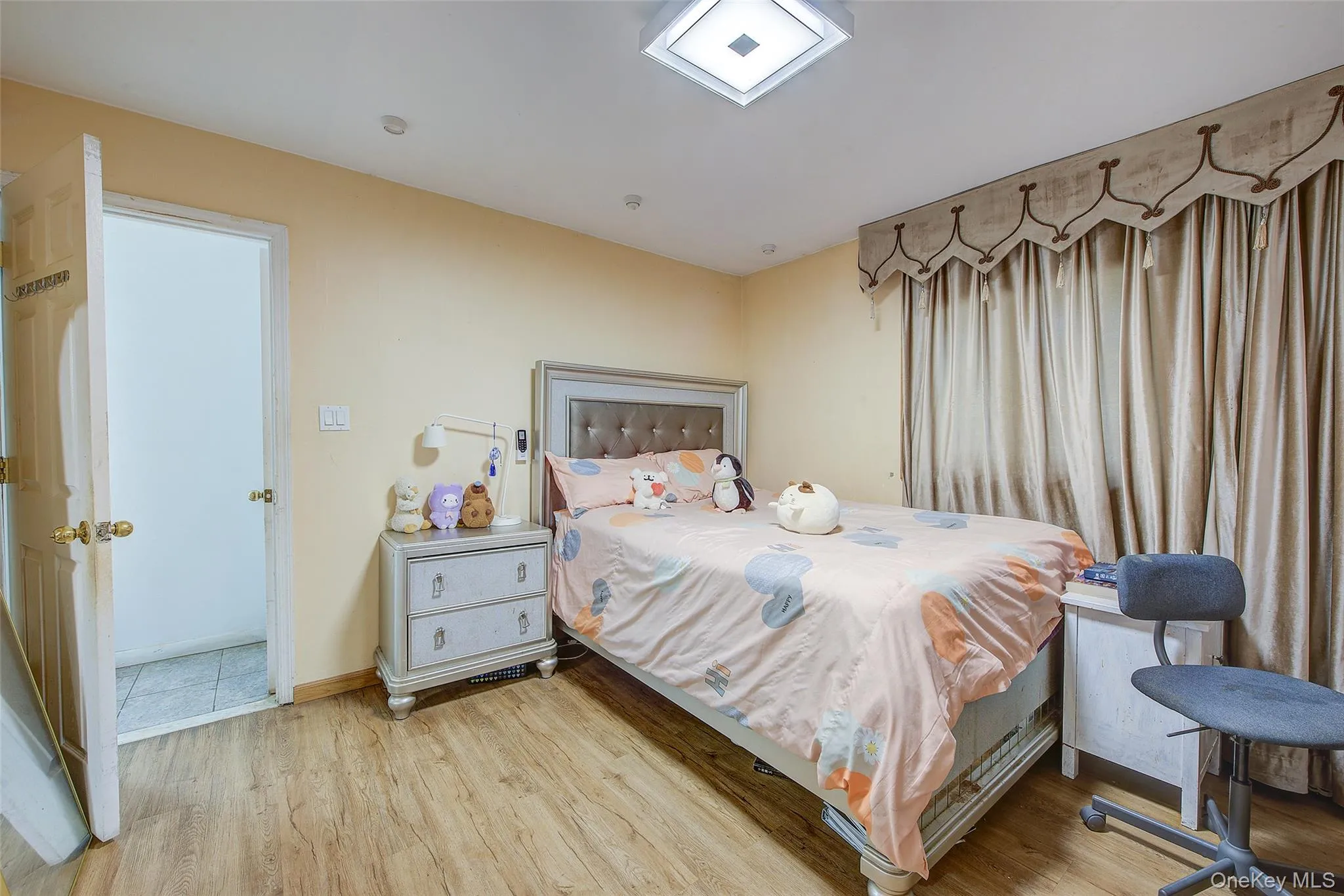 10 Belmont Circle, Oyster Bay, NY, 6 Bedrooms Bedrooms, 12 Rooms Rooms,3 BathroomsBathrooms,Residential,For Rent,Belmont,0,1056122 10 Belmont Circle, Oyster Bay, NY, 6 Bedrooms Bedrooms, 12 Rooms Rooms,3 BathroomsBathrooms,Residential,For Rent,Belmont,0,1056122