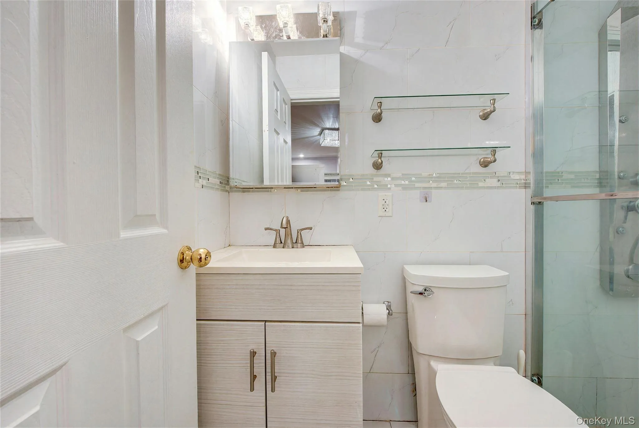 10 Belmont Circle, Oyster Bay, NY, 6 Bedrooms Bedrooms, 12 Rooms Rooms,3 BathroomsBathrooms,Residential,For Rent,Belmont,0,1056122 10 Belmont Circle, Oyster Bay, NY, 6 Bedrooms Bedrooms, 12 Rooms Rooms,3 BathroomsBathrooms,Residential,For Rent,Belmont,0,1056122