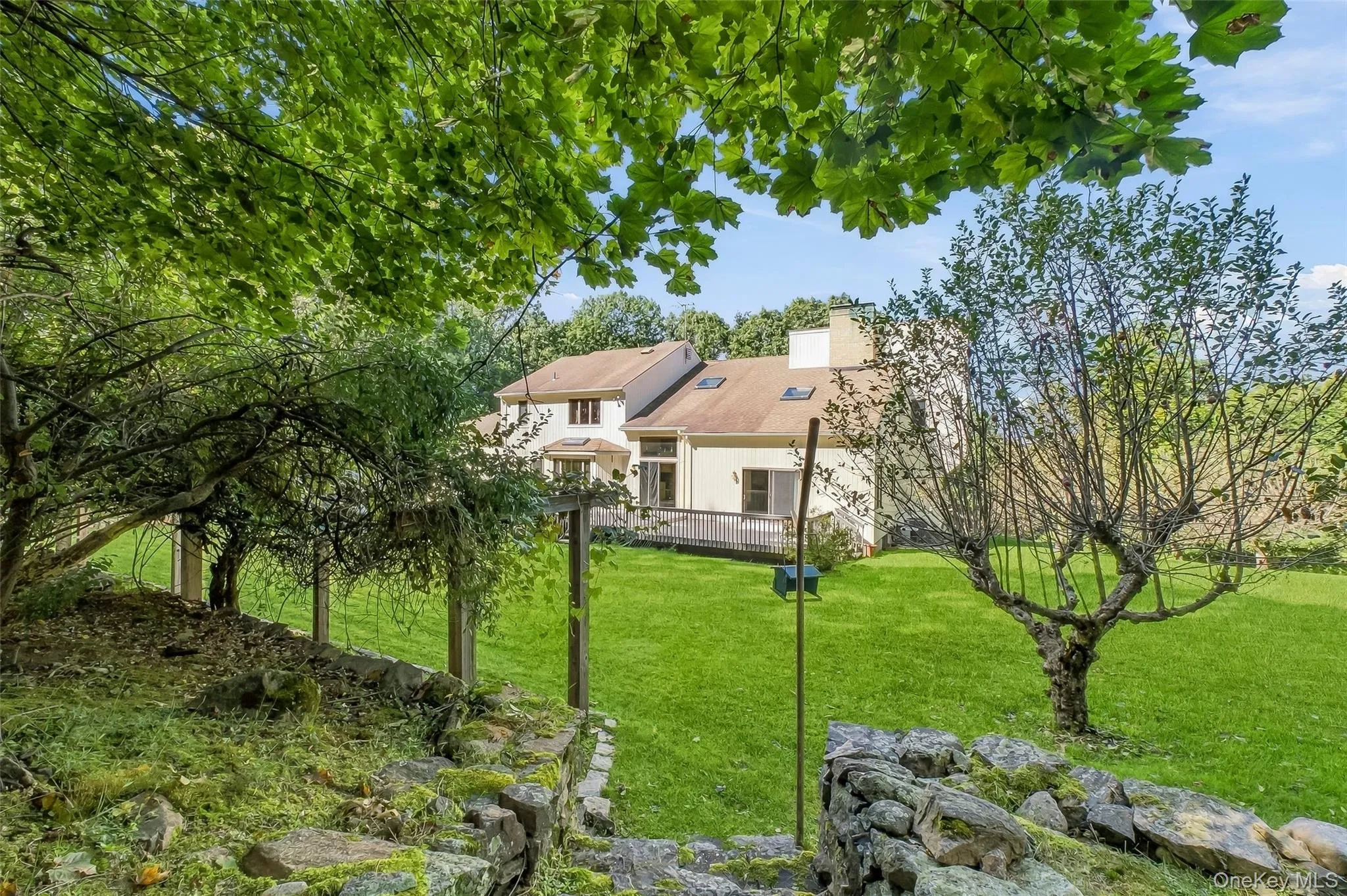2054 Quaker Ridge Road, Cortlandt, NY, 5 Bedrooms Bedrooms, 12 Rooms Rooms,3 BathroomsBathrooms,Residential,For Rent,Quaker Ridge,0,1056124 2054 Quaker Ridge Road, Cortlandt, NY, 5 Bedrooms Bedrooms, 12 Rooms Rooms,3 BathroomsBathrooms,Residential,For Rent,Quaker Ridge,0,1056124