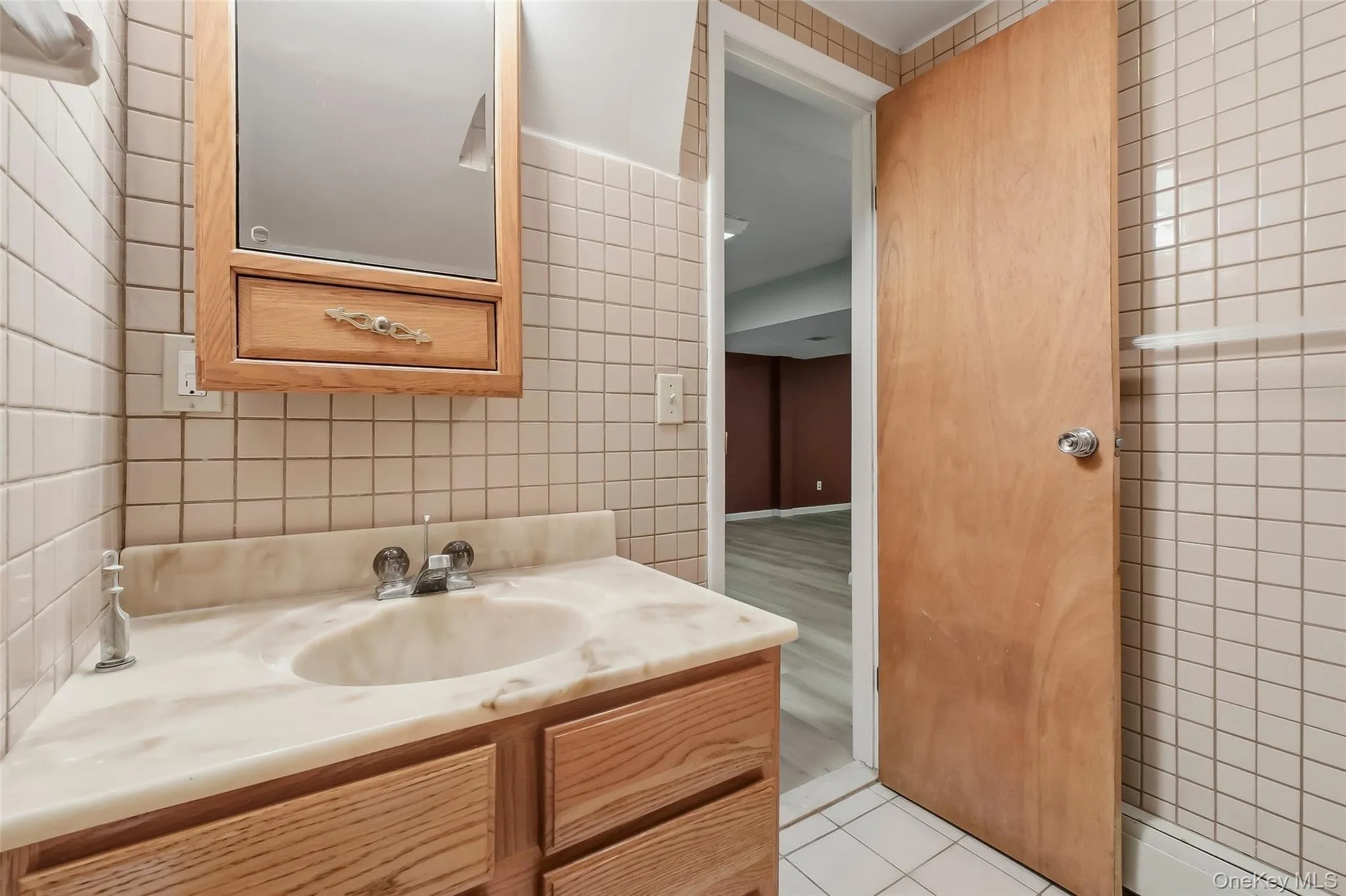 2054 Quaker Ridge Road, Cortlandt, NY, 5 Bedrooms Bedrooms, 12 Rooms Rooms,3 BathroomsBathrooms,Residential,For Rent,Quaker Ridge,0,1056124 2054 Quaker Ridge Road, Cortlandt, NY, 5 Bedrooms Bedrooms, 12 Rooms Rooms,3 BathroomsBathrooms,Residential,For Rent,Quaker Ridge,0,1056124