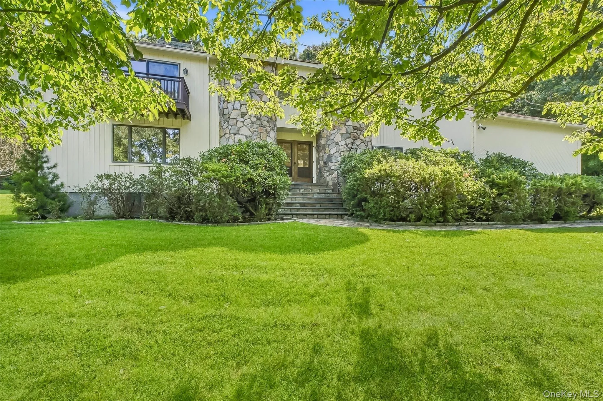 2054 Quaker Ridge Road, Cortlandt, NY, 5 Bedrooms Bedrooms, 12 Rooms Rooms,3 BathroomsBathrooms,Residential,For Rent,Quaker Ridge,0,1056124 2054 Quaker Ridge Road, Cortlandt, NY, 5 Bedrooms Bedrooms, 12 Rooms Rooms,3 BathroomsBathrooms,Residential,For Rent,Quaker Ridge,0,1056124