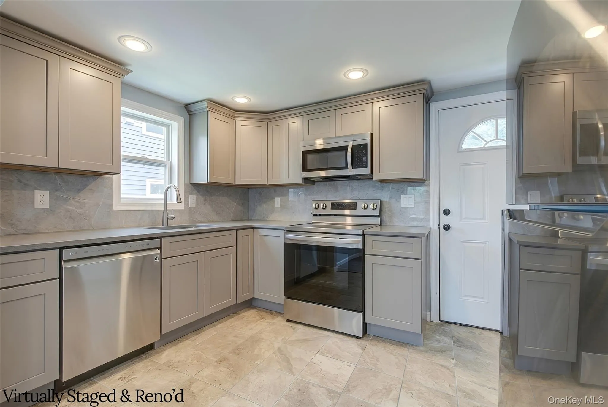 55 Main Avenue, Babylon, NY, 1 Bedroom Bedrooms, 3 Rooms Rooms,1 BathroomBathrooms,Residential,For Rent,Main,0,1056129 55 Main Avenue, Babylon, NY, 1 Bedroom Bedrooms, 3 Rooms Rooms,1 BathroomBathrooms,Residential,For Rent,Main,0,1056129