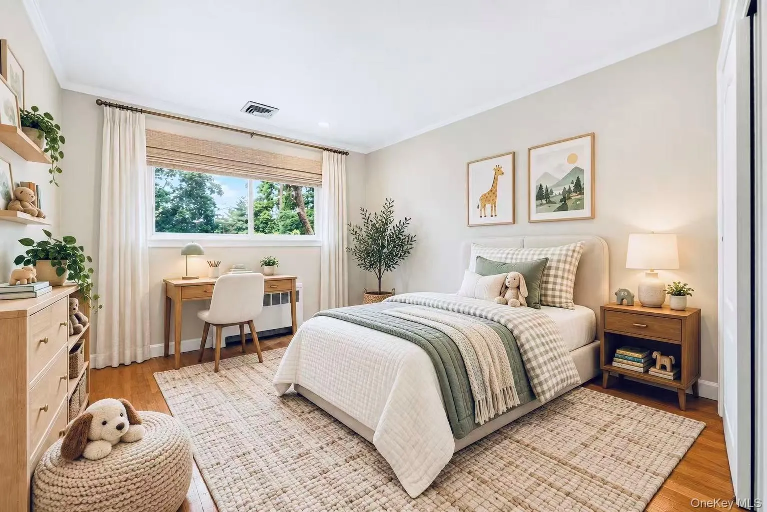 43 Fernwood Lane, North Hempstead, NY, 4 Bedrooms Bedrooms, 8 Rooms Rooms,3 BathroomsBathrooms,Residential,For Rent,Fernwood,0,1056132 43 Fernwood Lane, North Hempstead, NY, 4 Bedrooms Bedrooms, 8 Rooms Rooms,3 BathroomsBathrooms,Residential,For Rent,Fernwood,0,1056132
