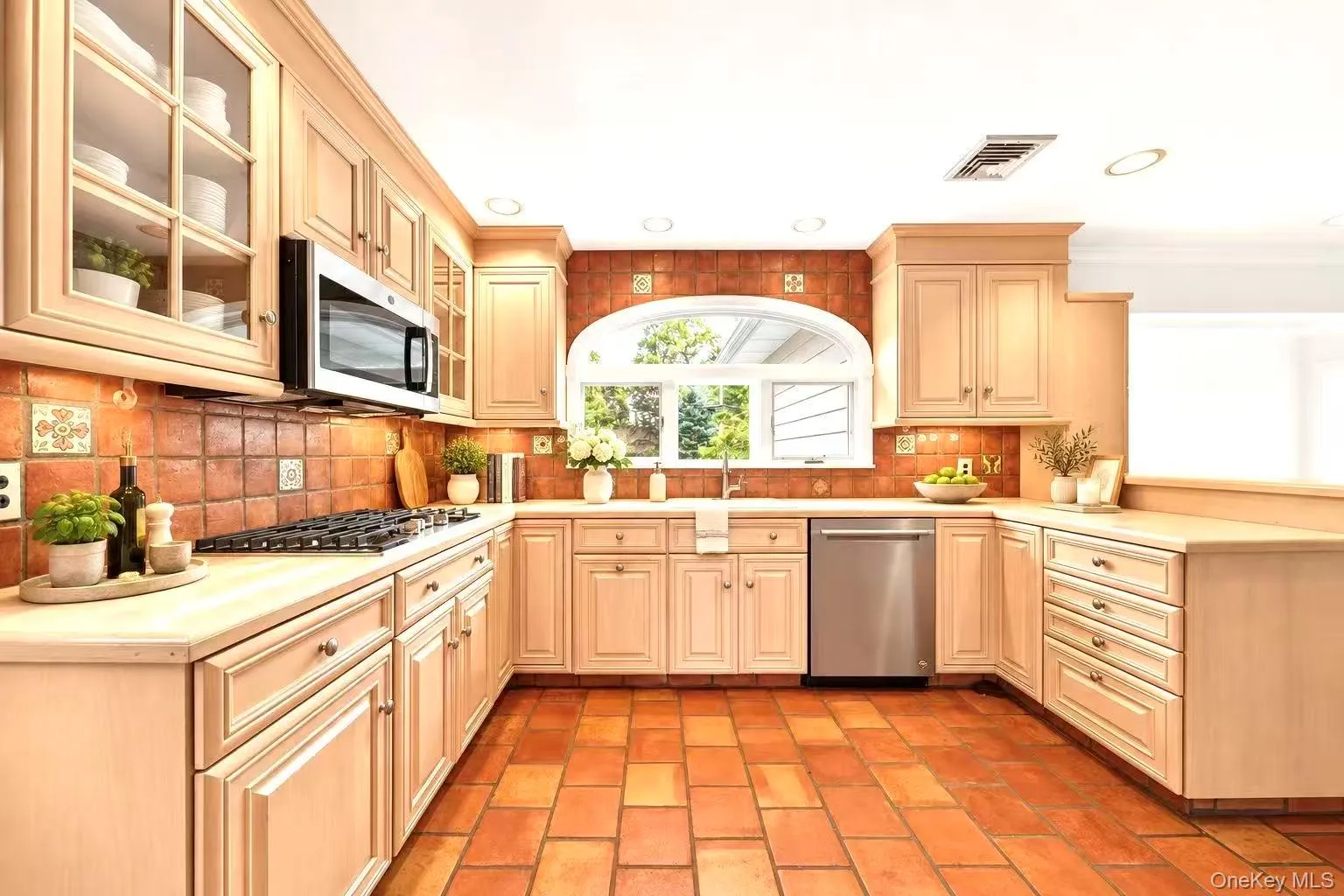 43 Fernwood Lane, North Hempstead, NY, 4 Bedrooms Bedrooms, 8 Rooms Rooms,3 BathroomsBathrooms,Residential,For Rent,Fernwood,0,1056132 43 Fernwood Lane, North Hempstead, NY, 4 Bedrooms Bedrooms, 8 Rooms Rooms,3 BathroomsBathrooms,Residential,For Rent,Fernwood,0,1056132