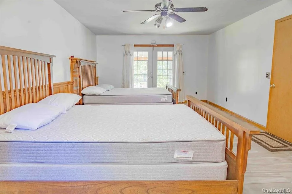 70 Brigham Lane, Ulster, NY, 2 Bedroom Bedrooms, 5 Room Rooms,1 BathroomBathrooms,Residential Lease,For Rent,Brigham,0,1056135 70 Brigham Lane, Ulster, NY, 2 Bedroom Bedrooms, 5 Room Rooms,1 BathroomBathrooms,Residential Lease,For Rent,Brigham,0,1056135