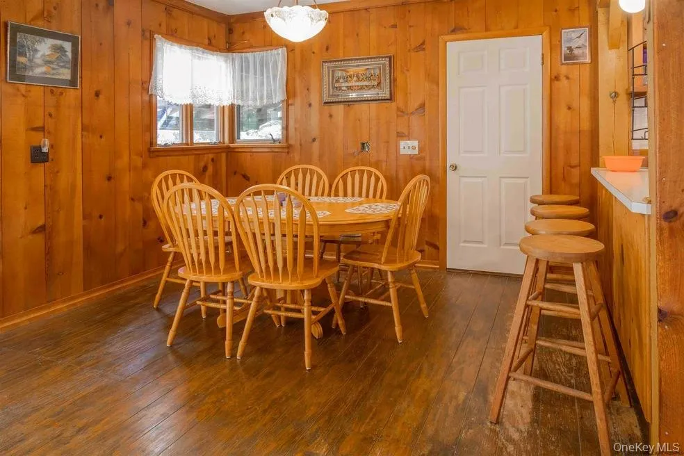 70 Brigham Lane, Ulster, NY, 2 Bedroom Bedrooms, 5 Room Rooms,1 BathroomBathrooms,Residential Lease,For Rent,Brigham,0,1056135 70 Brigham Lane, Ulster, NY, 2 Bedroom Bedrooms, 5 Room Rooms,1 BathroomBathrooms,Residential Lease,For Rent,Brigham,0,1056135