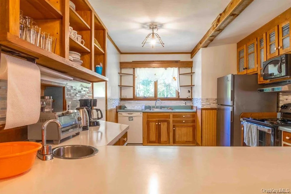 70 Brigham Lane, Ulster, NY, 2 Bedroom Bedrooms, 5 Room Rooms,1 BathroomBathrooms,Residential Lease,For Rent,Brigham,0,1056135 70 Brigham Lane, Ulster, NY, 2 Bedroom Bedrooms, 5 Room Rooms,1 BathroomBathrooms,Residential Lease,For Rent,Brigham,0,1056135