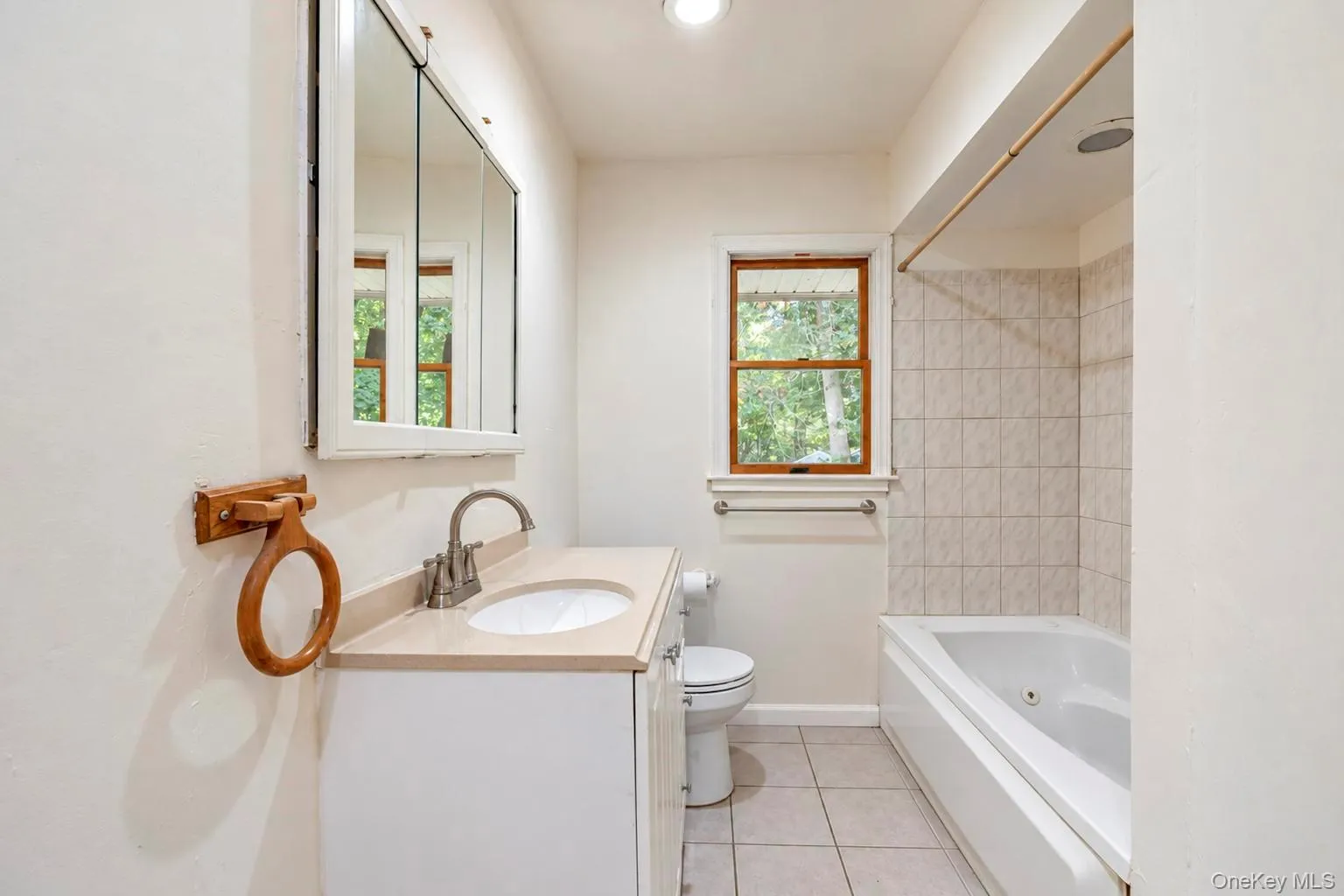 24 Half Mile Road, Brookhaven, NY, 4 Bedrooms Bedrooms, 15 Rooms Rooms,2 BathroomsBathrooms,Residential,For Rent,Half Mile,0,1056141 24 Half Mile Road, Brookhaven, NY, 4 Bedrooms Bedrooms, 15 Rooms Rooms,2 BathroomsBathrooms,Residential,For Rent,Half Mile,0,1056141