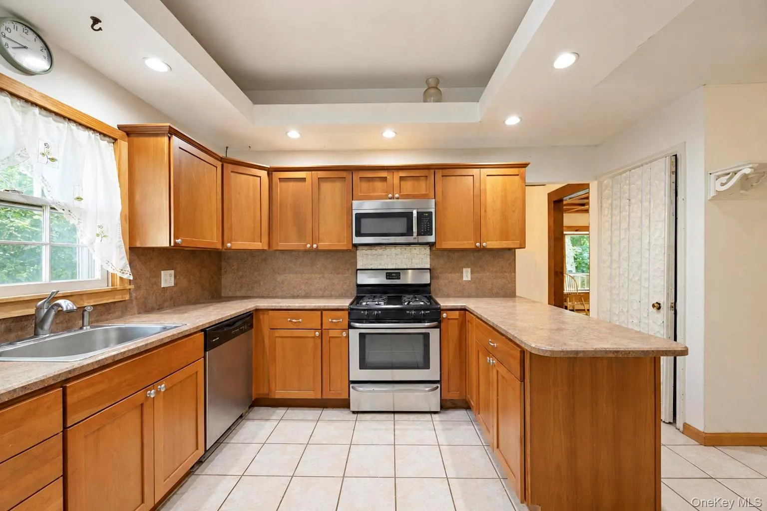24 Half Mile Road, Brookhaven, NY, 4 Bedrooms Bedrooms, 15 Rooms Rooms,2 BathroomsBathrooms,Residential,For Rent,Half Mile,0,1056141 24 Half Mile Road, Brookhaven, NY, 4 Bedrooms Bedrooms, 15 Rooms Rooms,2 BathroomsBathrooms,Residential,For Rent,Half Mile,0,1056141