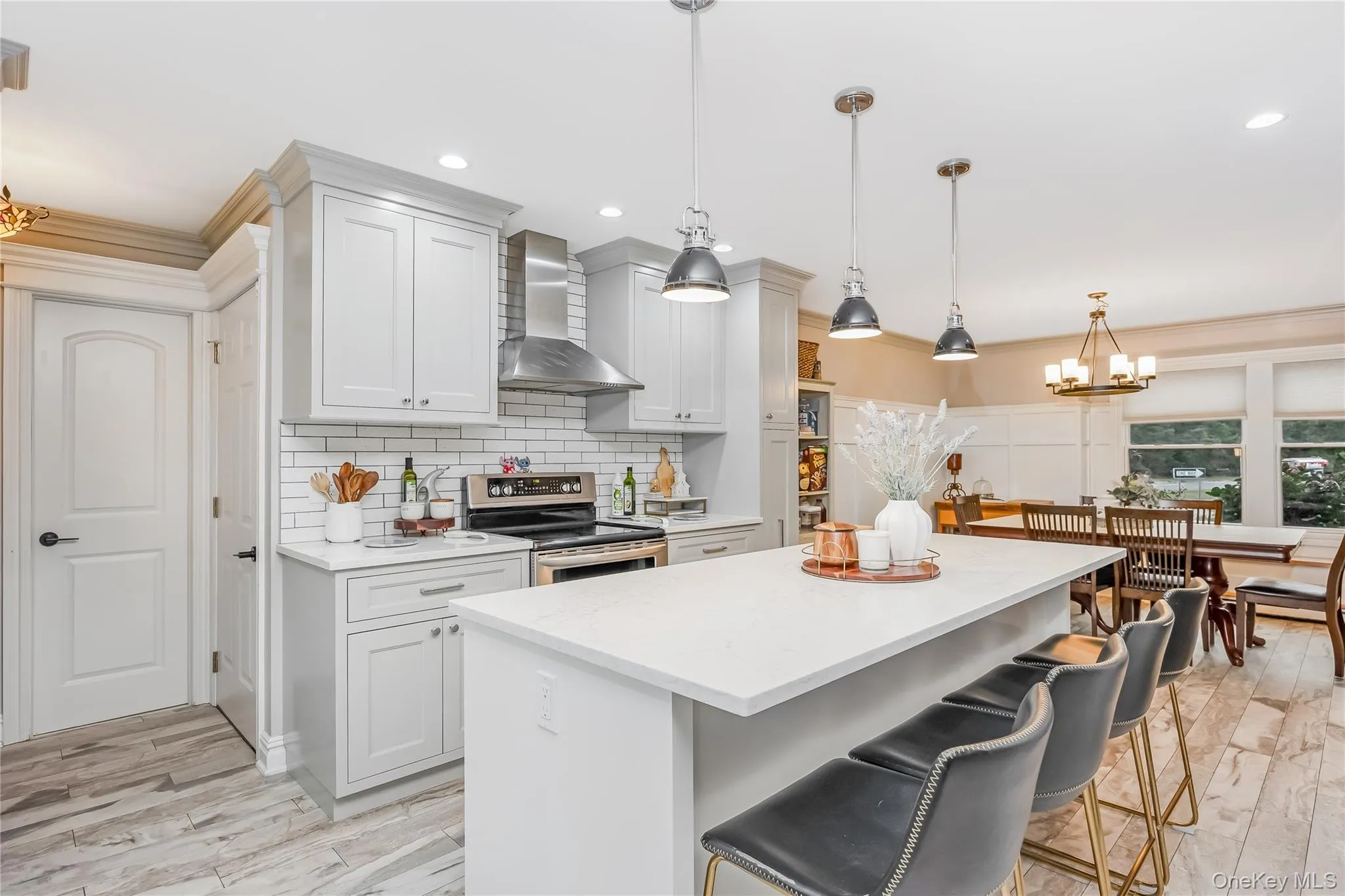 348 Southaven Avenue, Brookhaven, NY, 4 Bedrooms Bedrooms, 8 Rooms Rooms,2 BathroomsBathrooms,Residential,For Rent,Southaven,0,1056142 348 Southaven Avenue, Brookhaven, NY, 4 Bedrooms Bedrooms, 8 Rooms Rooms,2 BathroomsBathrooms,Residential,For Rent,Southaven,0,1056142