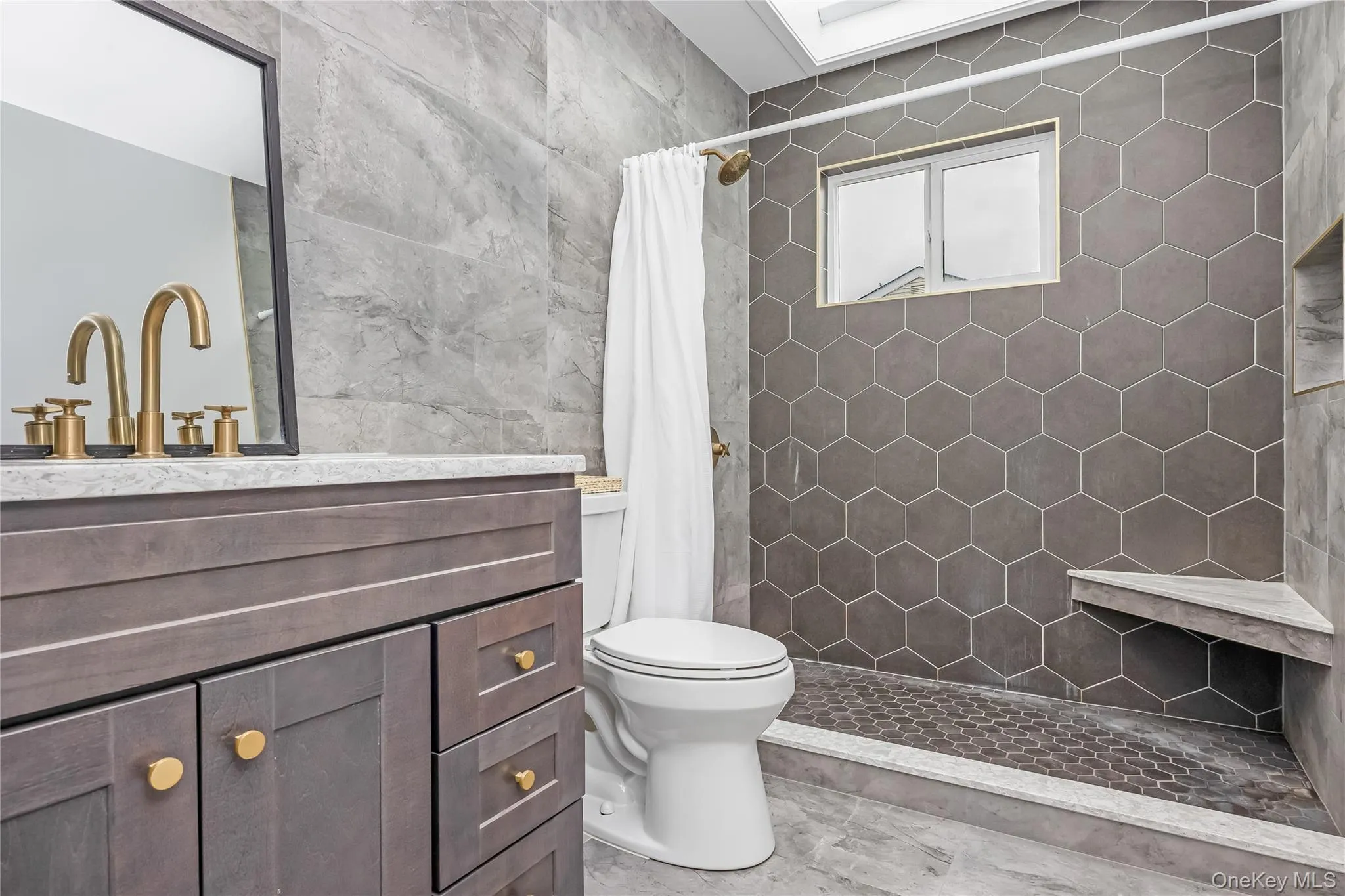 348 Southaven Avenue, Brookhaven, NY, 4 Bedrooms Bedrooms, 8 Rooms Rooms,2 BathroomsBathrooms,Residential,For Rent,Southaven,0,1056142 348 Southaven Avenue, Brookhaven, NY, 4 Bedrooms Bedrooms, 8 Rooms Rooms,2 BathroomsBathrooms,Residential,For Rent,Southaven,0,1056142