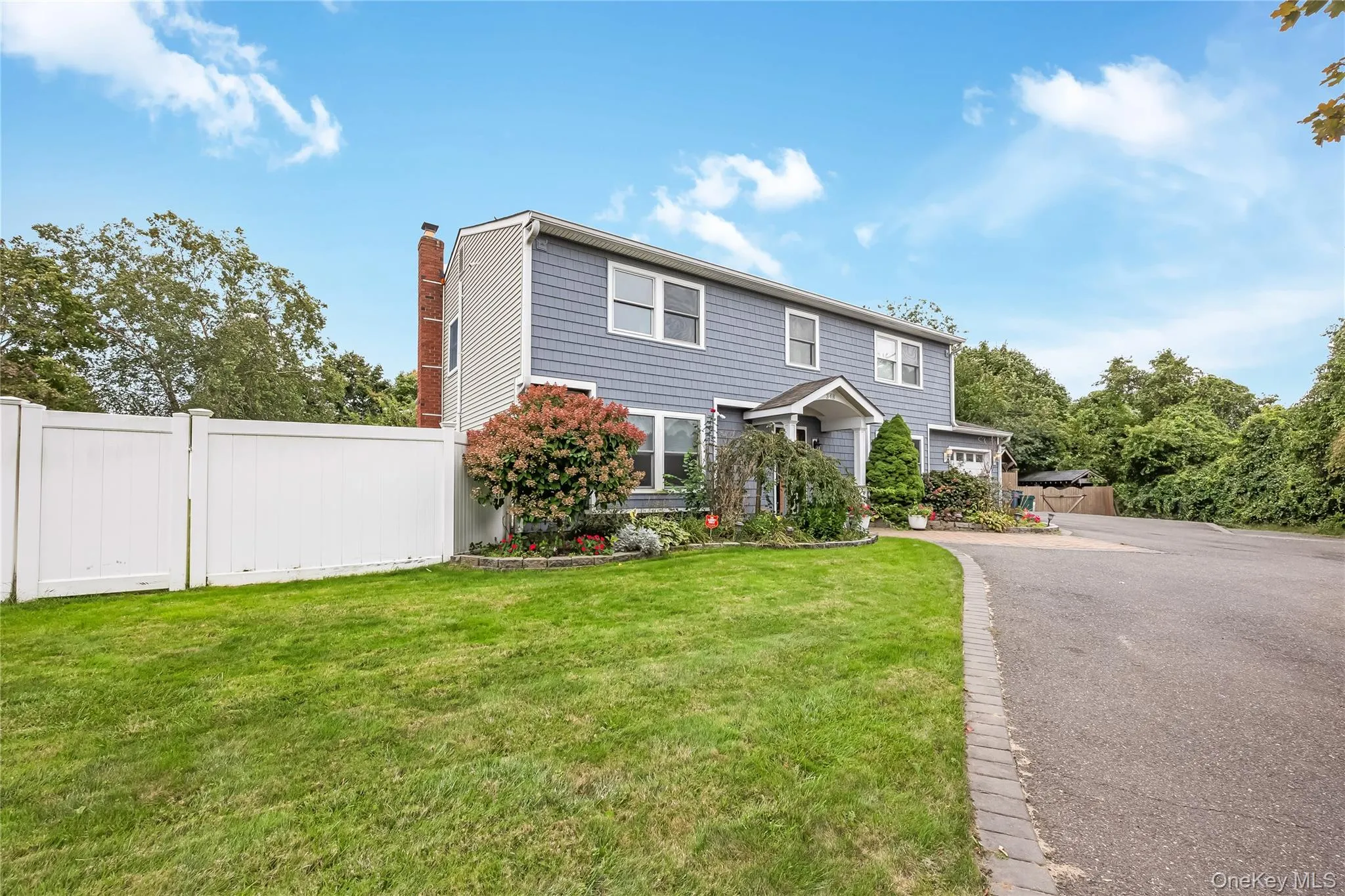 348 Southaven Avenue, Brookhaven, NY, 4 Bedrooms Bedrooms, 8 Rooms Rooms,2 BathroomsBathrooms,Residential,For Rent,Southaven,0,1056142 348 Southaven Avenue, Brookhaven, NY, 4 Bedrooms Bedrooms, 8 Rooms Rooms,2 BathroomsBathrooms,Residential,For Rent,Southaven,0,1056142