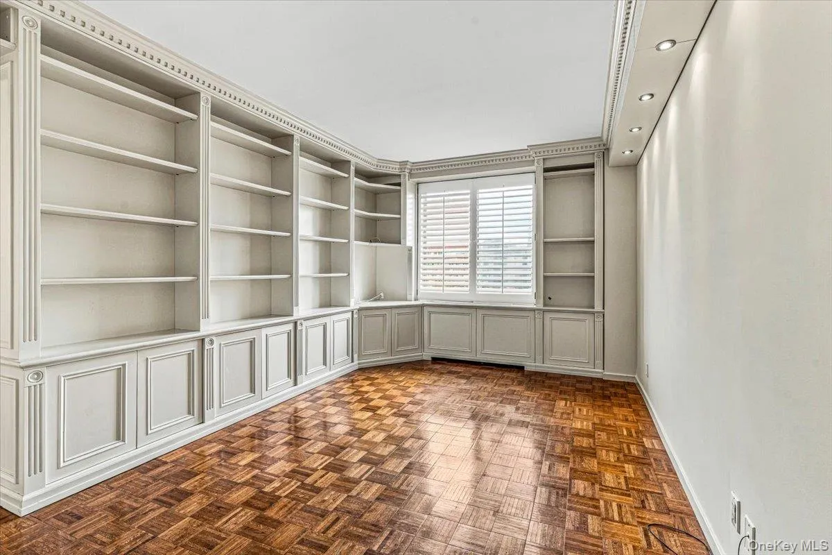 Family/Guest Bedroom with Custom Built-ins Family/Guest Bedroom with Custom Built-ins