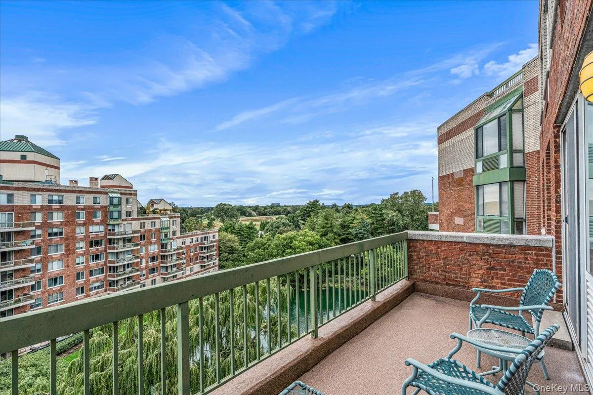 Balcony Terrace with Spectacular Pond & Golf Course Views Balcony Terrace with Spectacular Pond & Golf Course Views
