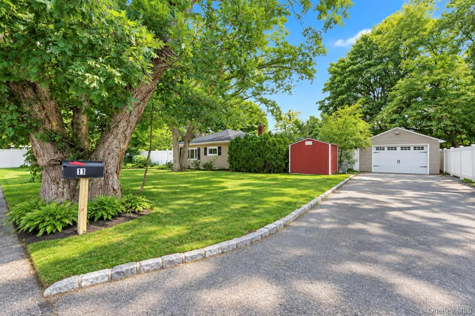 11 Tell Avenue, Babylon, NY, 3 Bedrooms Bedrooms, 5 Rooms Rooms,1 BathroomBathrooms,Residential,For Rent,Tell,0,1056151 11 Tell Avenue, Babylon, NY, 3 Bedrooms Bedrooms, 5 Rooms Rooms,1 BathroomBathrooms,Residential,For Rent,Tell,0,1056151