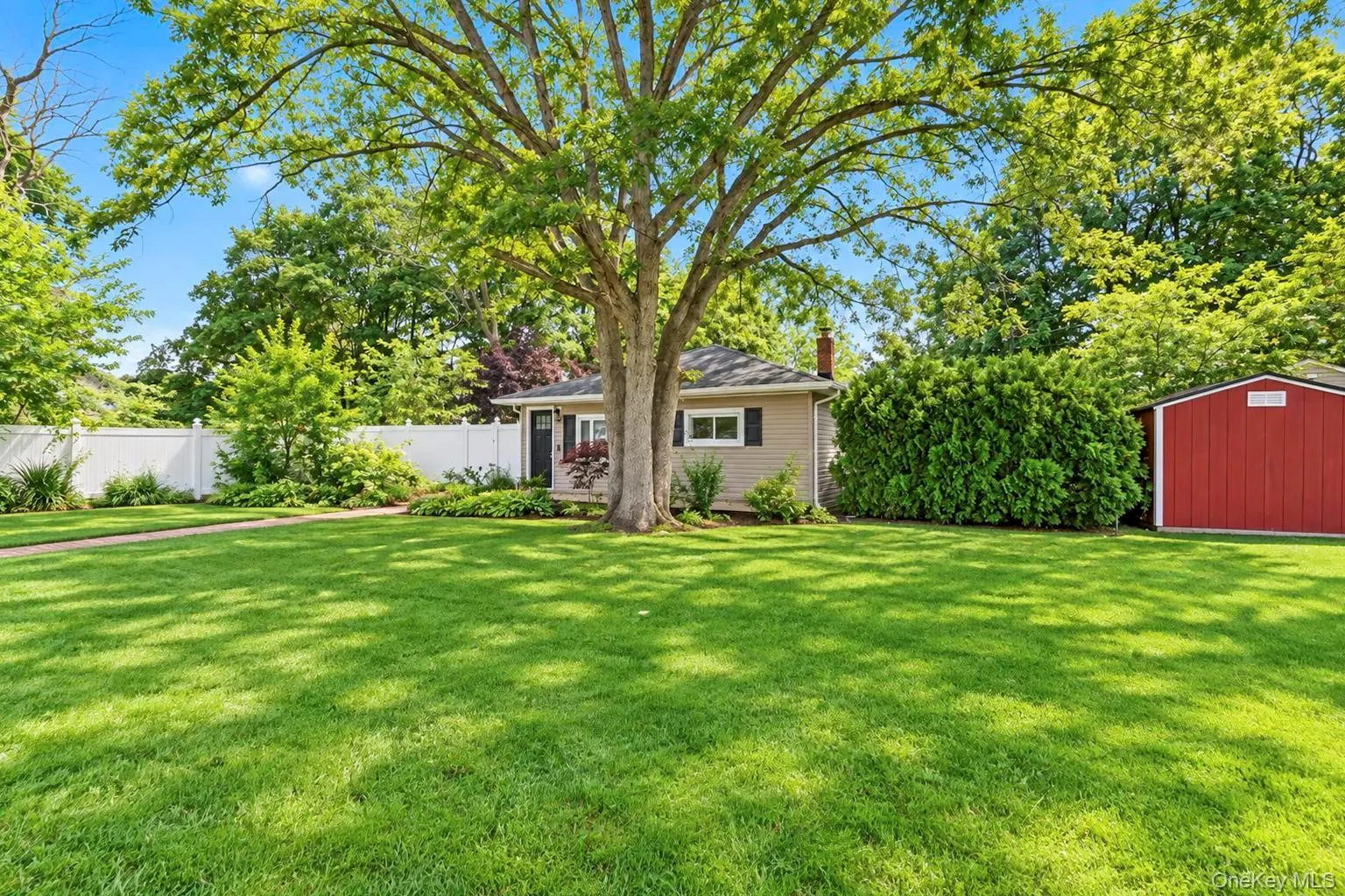 11 Tell Avenue, Babylon, NY, 3 Bedrooms Bedrooms, 5 Rooms Rooms,1 BathroomBathrooms,Residential,For Rent,Tell,0,1056151 11 Tell Avenue, Babylon, NY, 3 Bedrooms Bedrooms, 5 Rooms Rooms,1 BathroomBathrooms,Residential,For Rent,Tell,0,1056151