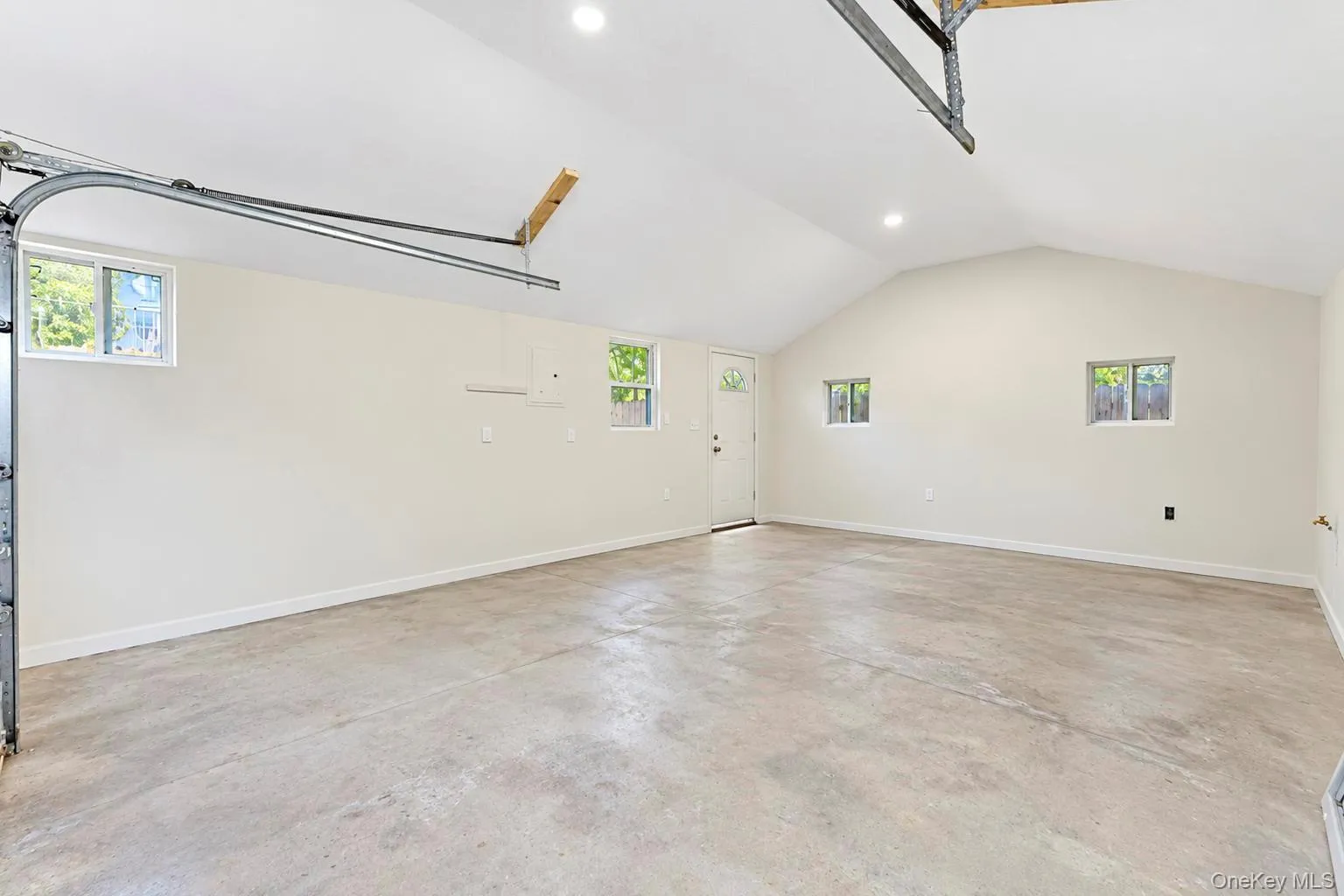 11 Tell Avenue, Babylon, NY, 3 Bedrooms Bedrooms, 5 Rooms Rooms,1 BathroomBathrooms,Residential,For Rent,Tell,0,1056151 11 Tell Avenue, Babylon, NY, 3 Bedrooms Bedrooms, 5 Rooms Rooms,1 BathroomBathrooms,Residential,For Rent,Tell,0,1056151