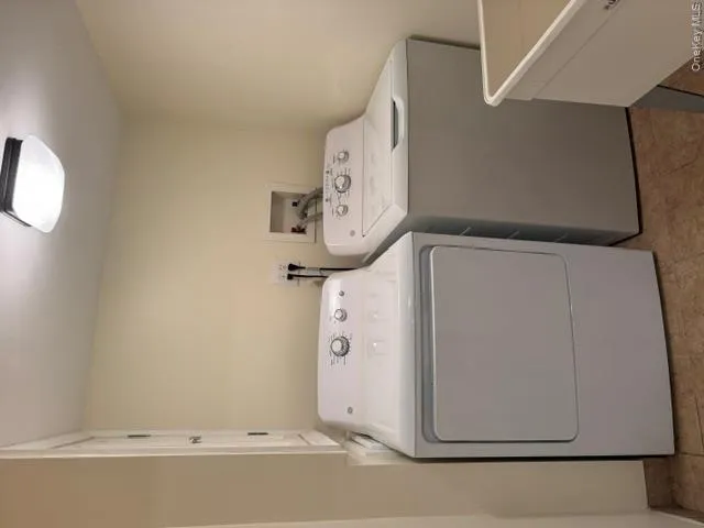 78-22 64th Lane, New York, NY, 3 Bedrooms Bedrooms, 6 Rooms Rooms,1 BathroomBathrooms,Residential,For Rent,64th,0,1056156 78-22 64th Lane, New York, NY, 3 Bedrooms Bedrooms, 6 Rooms Rooms,1 BathroomBathrooms,Residential,For Rent,64th,0,1056156