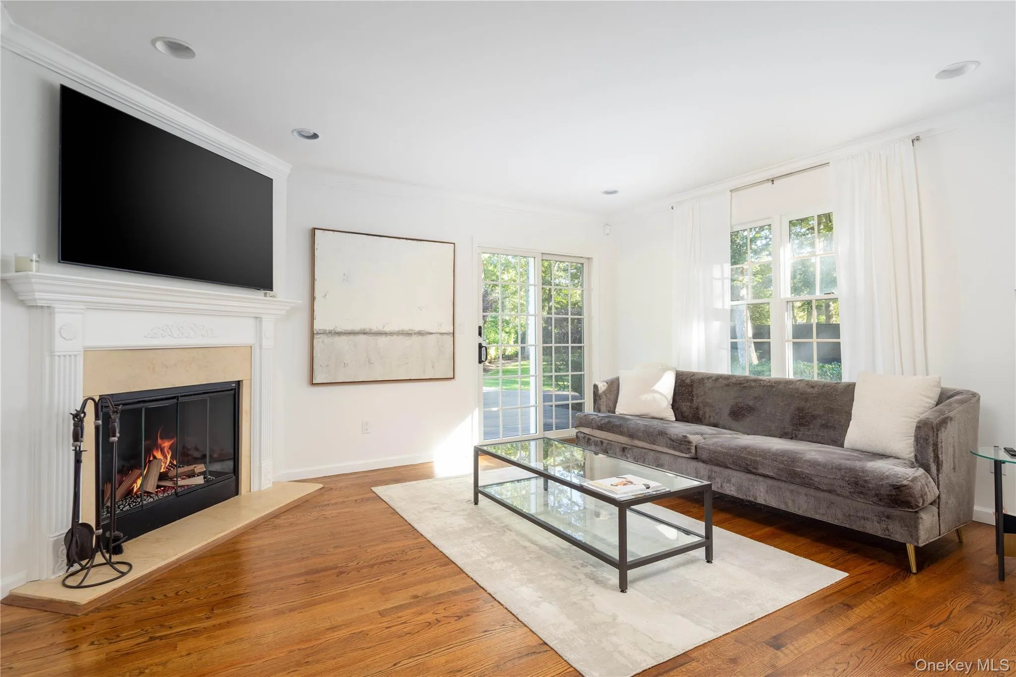 11 Country Estates Road, Southampton, New York 11977